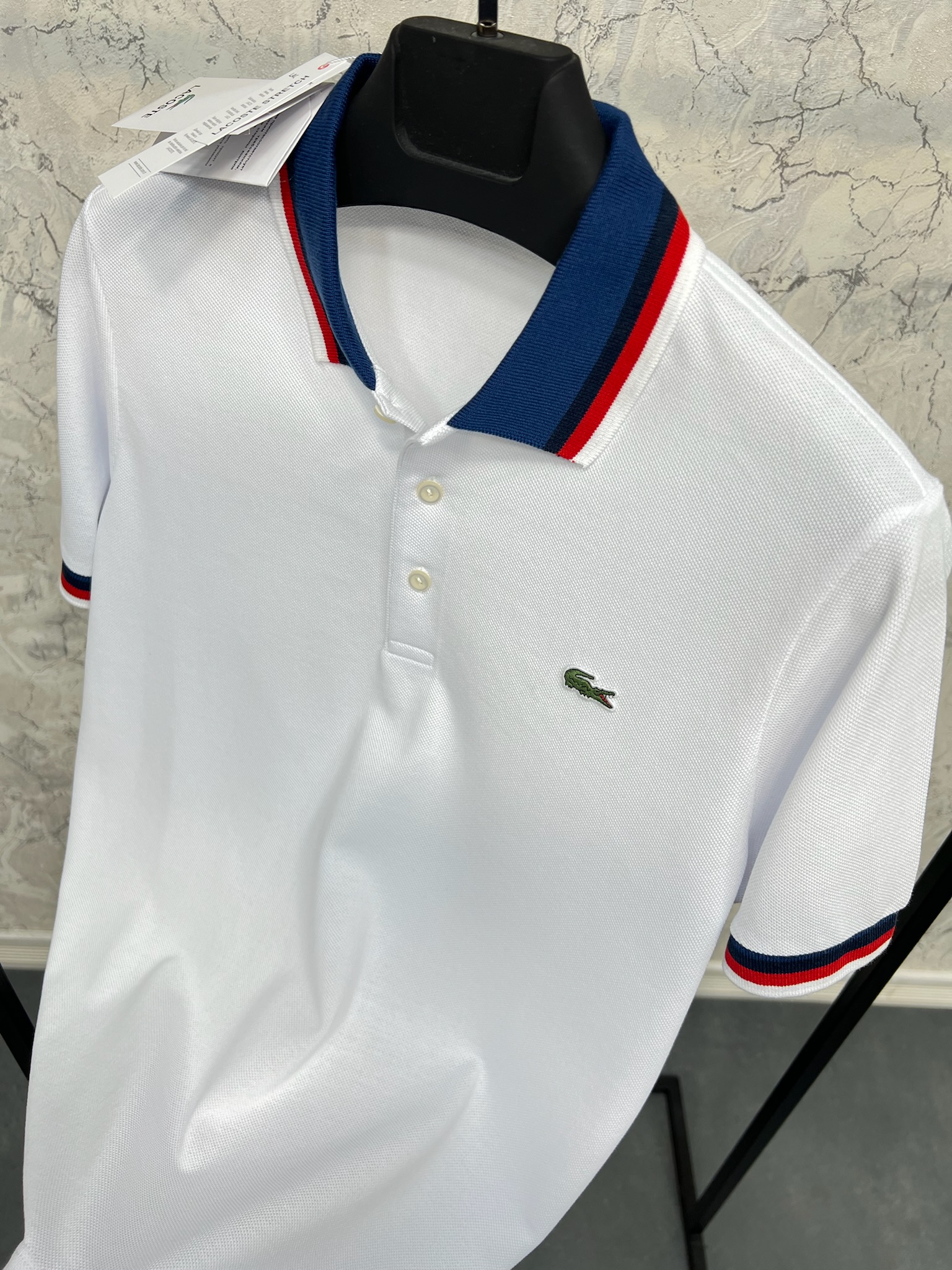 Erkek%20Normal%20%20Fit%20Polo%20Yaka%20T-shirt%208045B