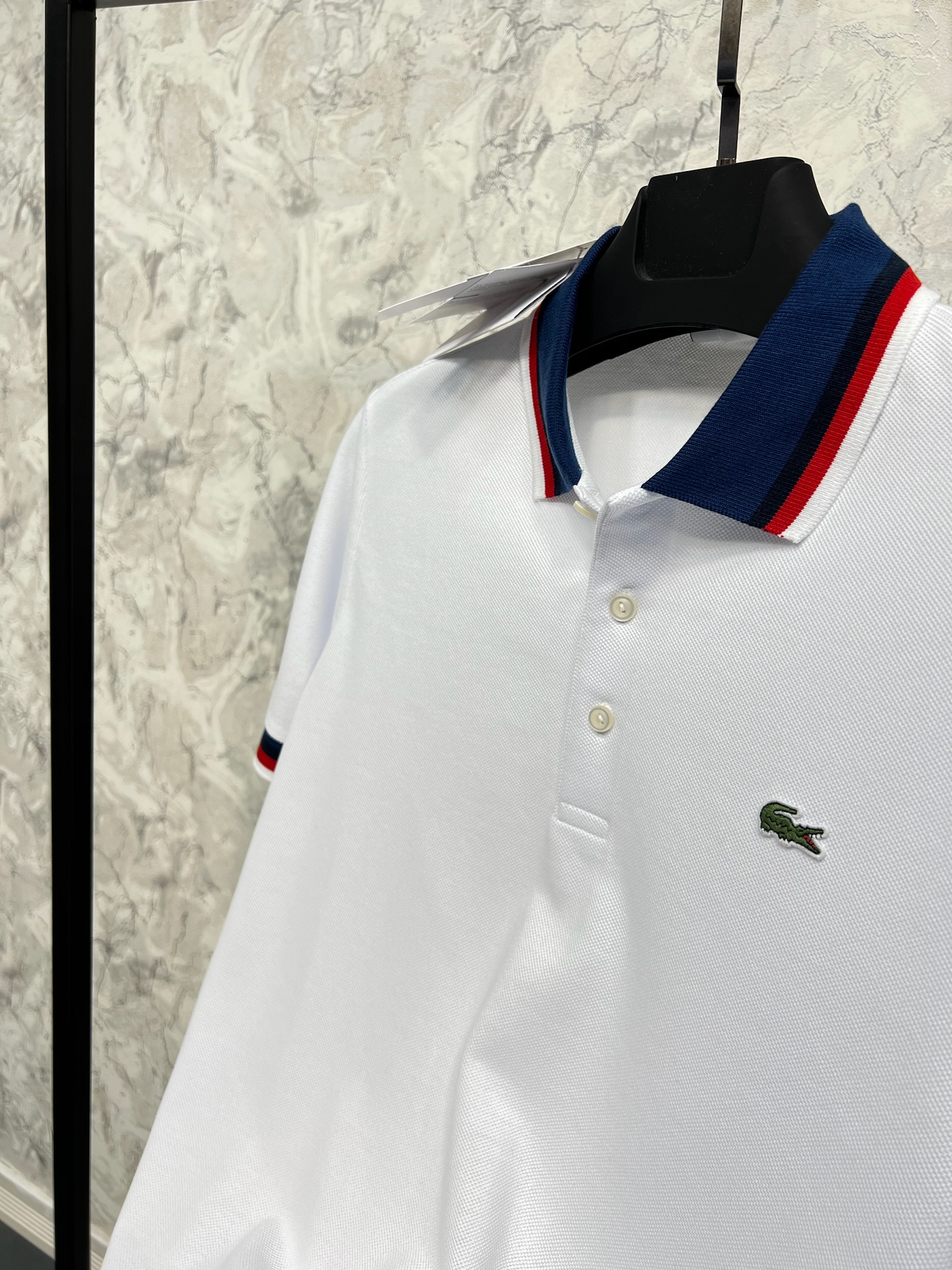 Erkek%20Normal%20%20Fit%20Polo%20Yaka%20T-shirt%208045B