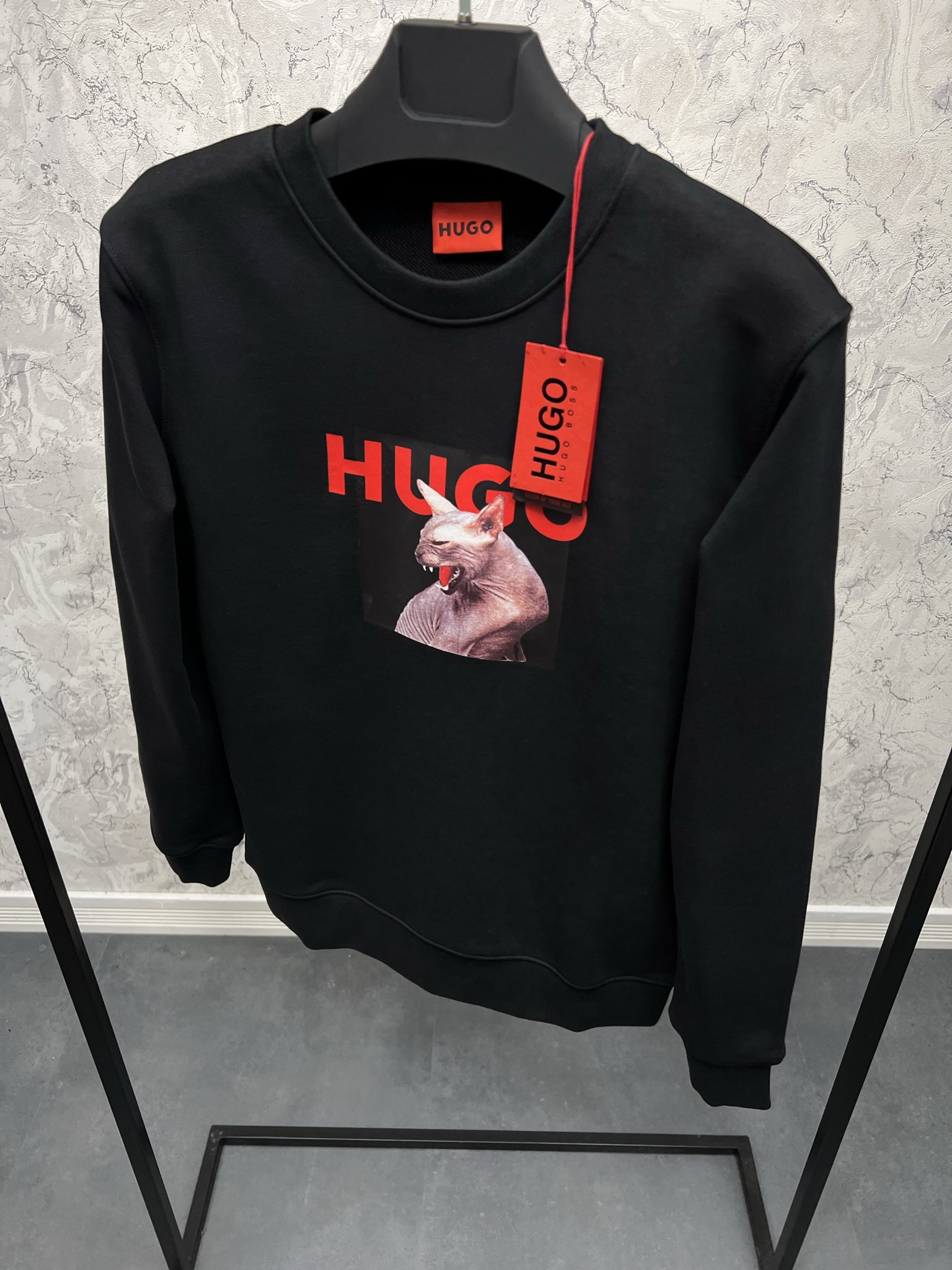 Erkek%20%20Slim%20Fit%20Siyah%20%20%20Sweatshirt%20%206324S