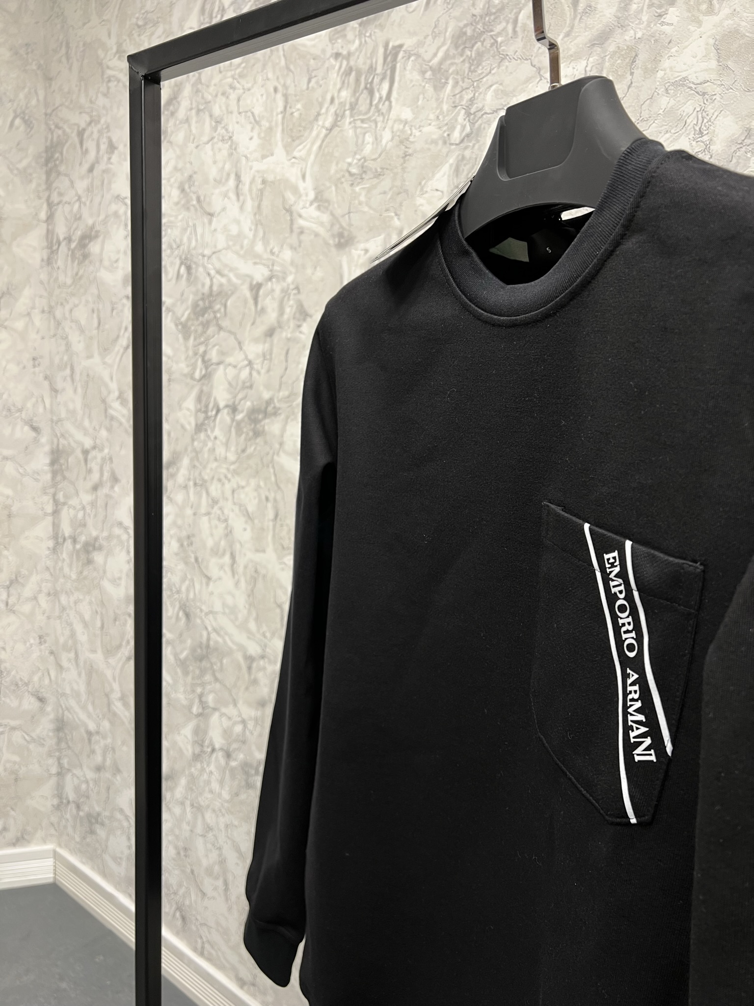 Erkek%20%20Slim%20Fit%20%20Siyah%20%20%20%20Sweatshirt%203390S