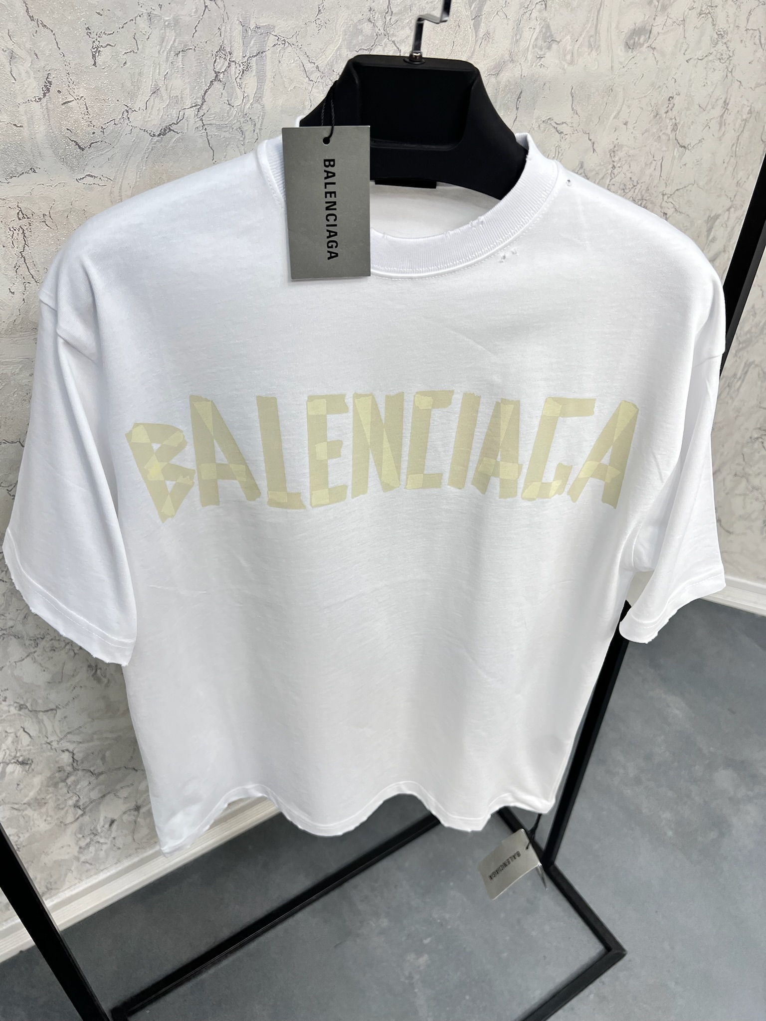 Erkek%20Normal%20%20Fit%20Tshirt%2024T74B
