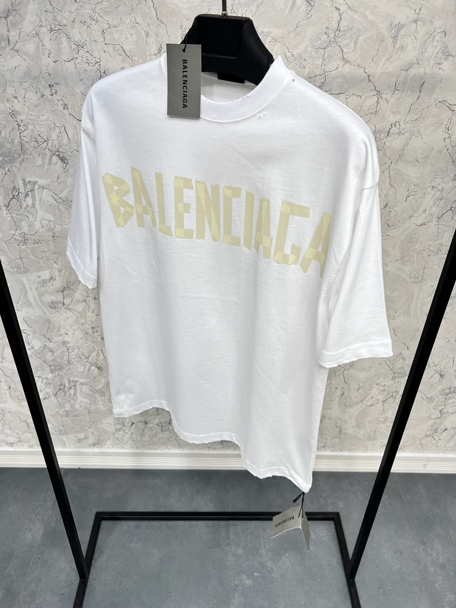 Erkek%20Normal%20%20Fit%20Tshirt%2024T74B