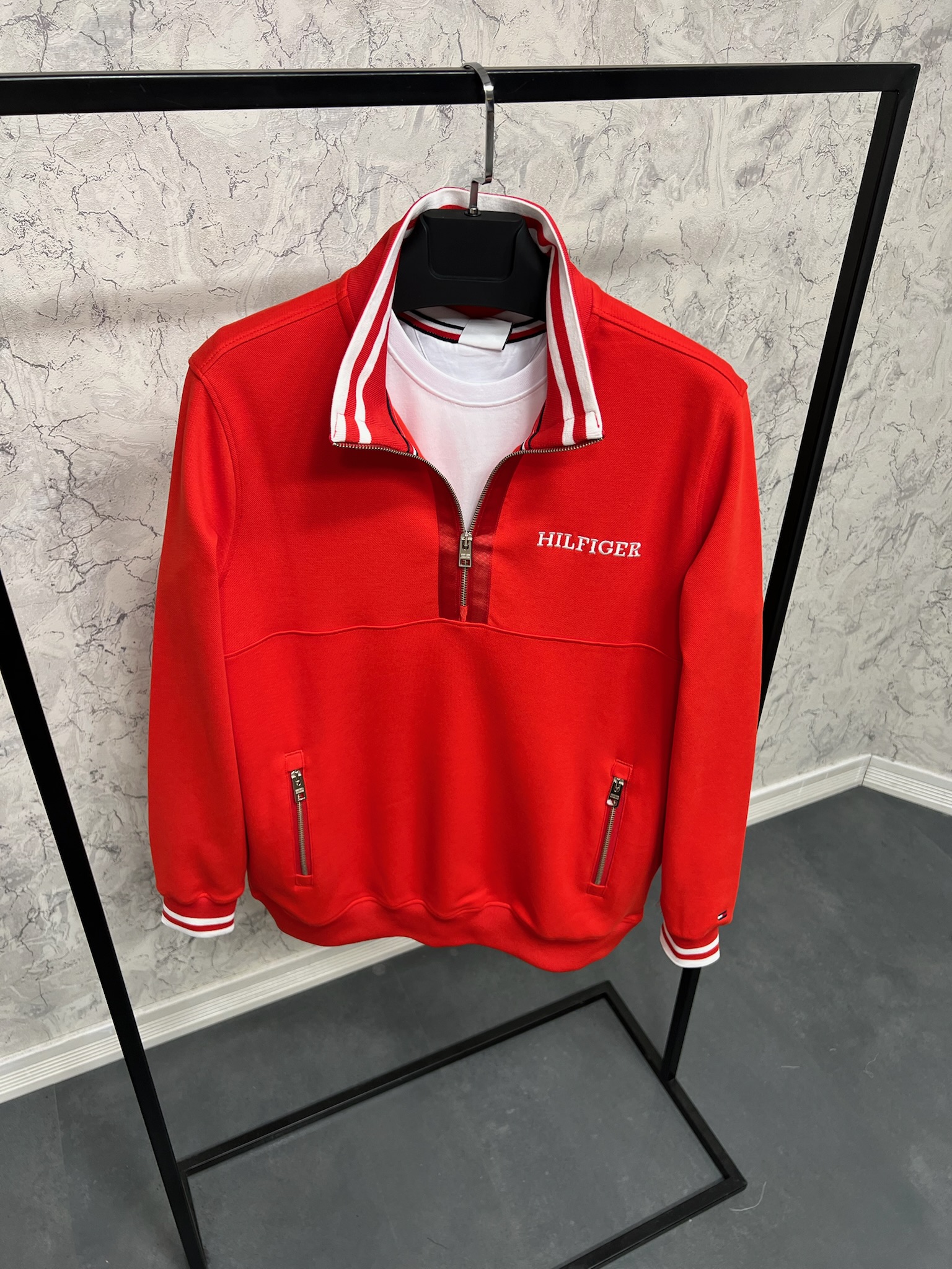 Erkek%20Normal%20%20Fit%20Sweatshirt%203530M