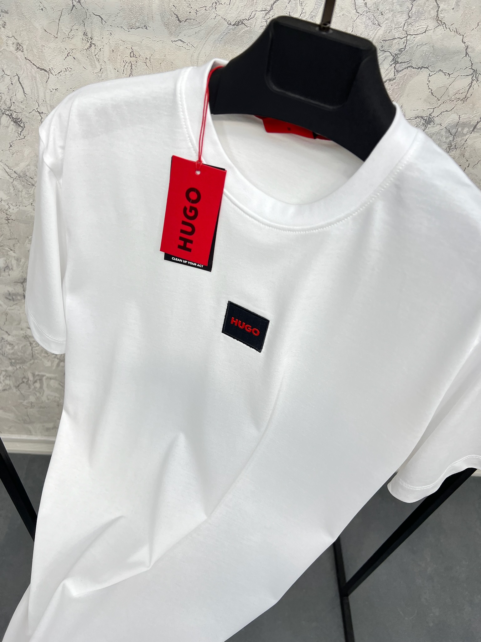 Erkek%20Normal%20Fit%20Tshirt%2024T41B