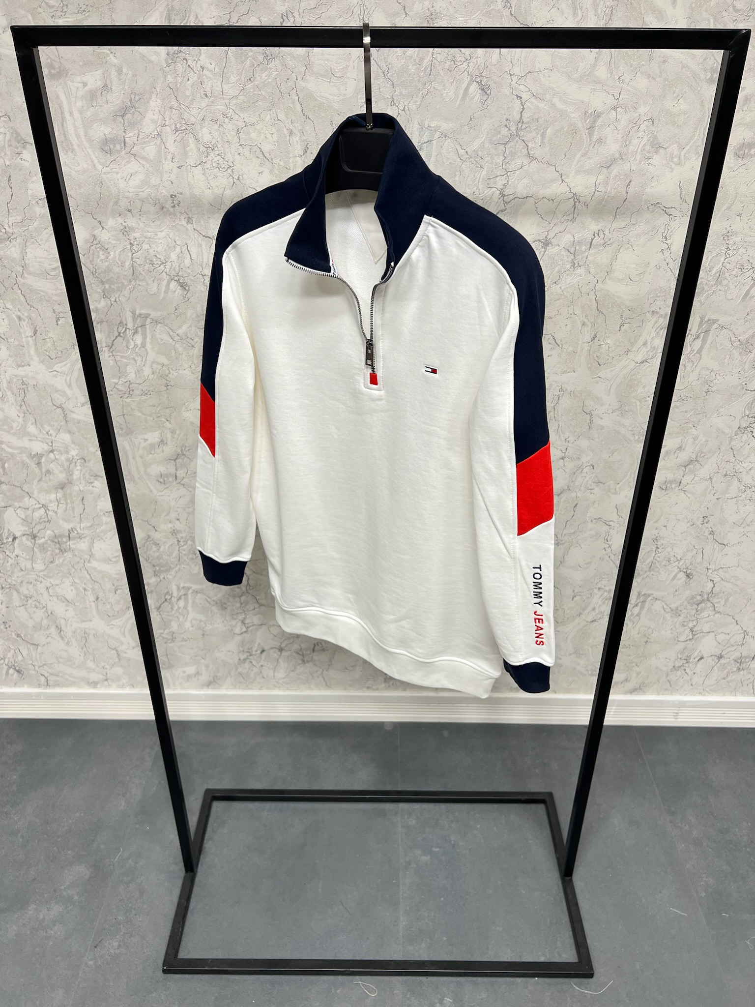 Erkek%20Normal%20%20Fit%20Sweatshirt%203536B