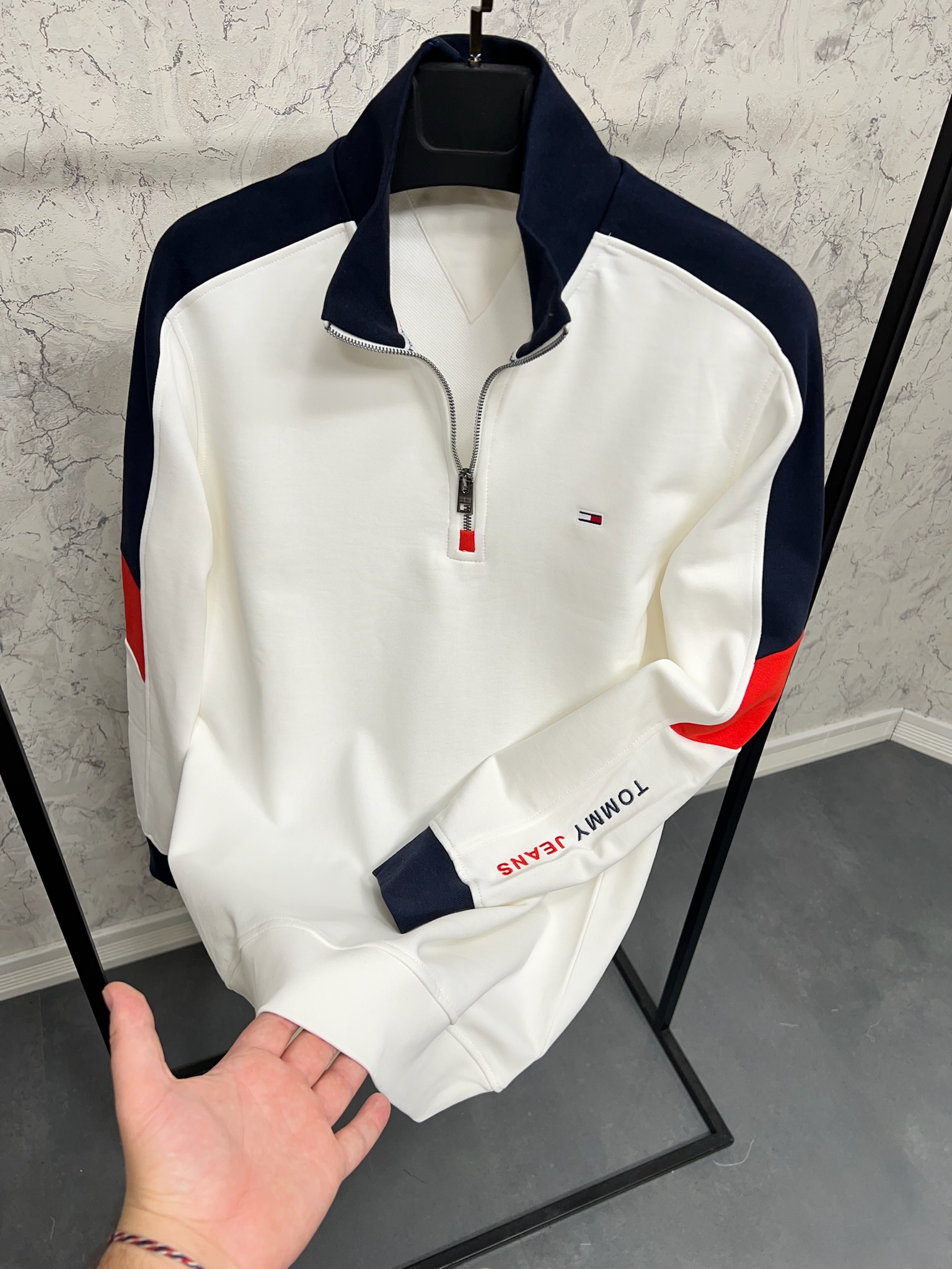 Erkek%20Normal%20%20Fit%20Sweatshirt%203536B