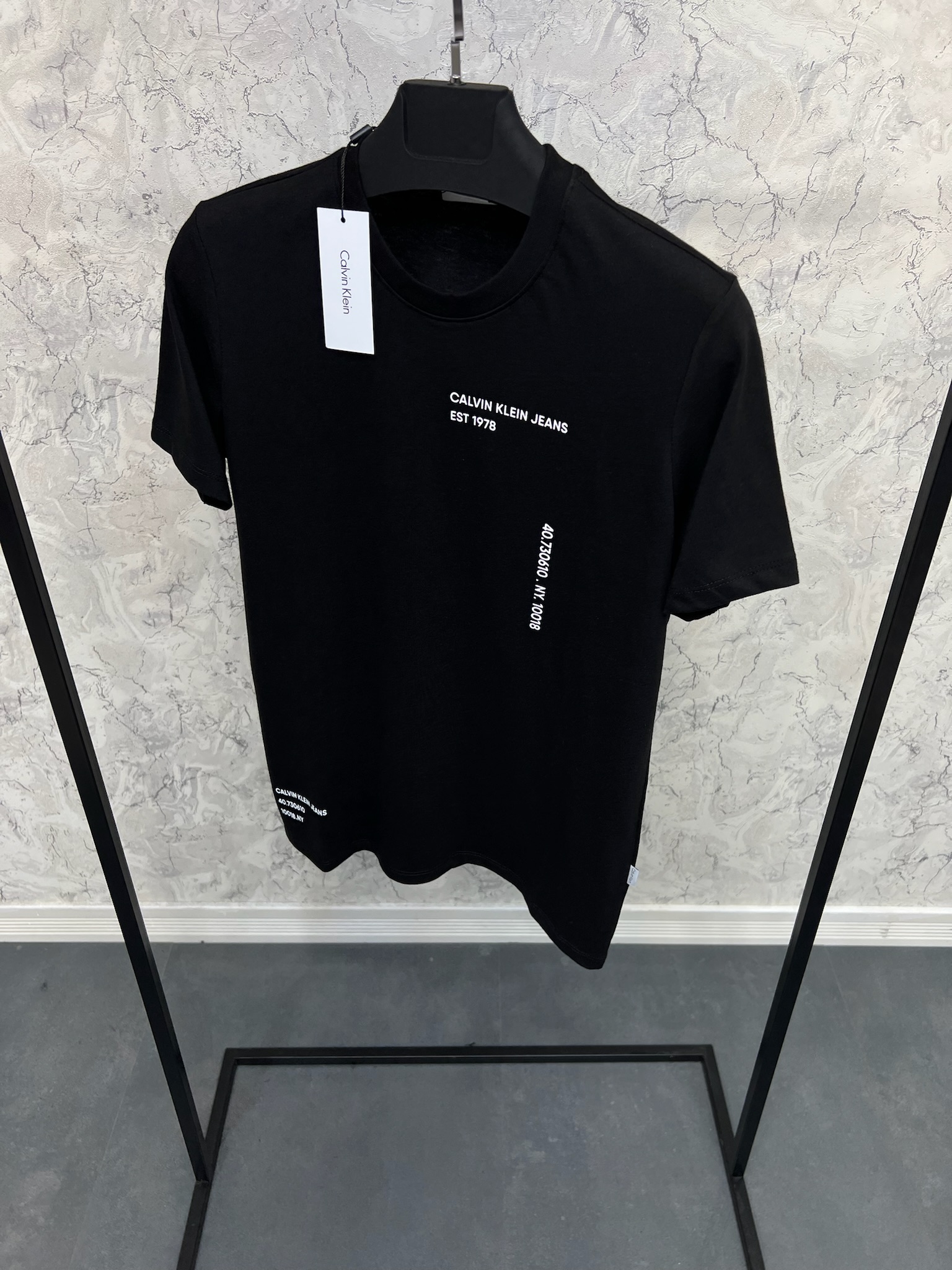 Erkek%20Slim%20Fit%20Tshirt%206037S