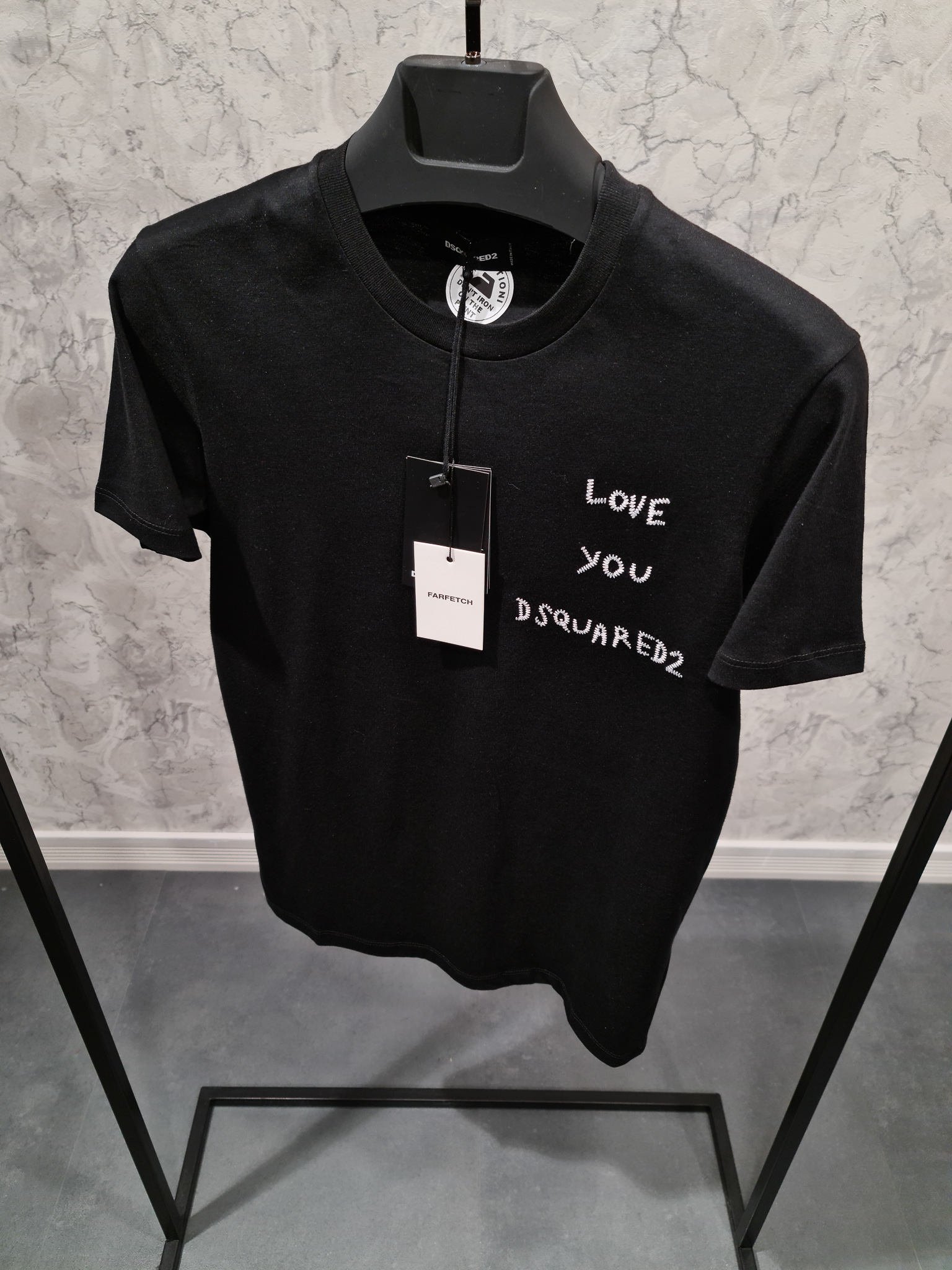 Erkek%20Slim%20Fit%20Siyah%20Tshirt%2022806S