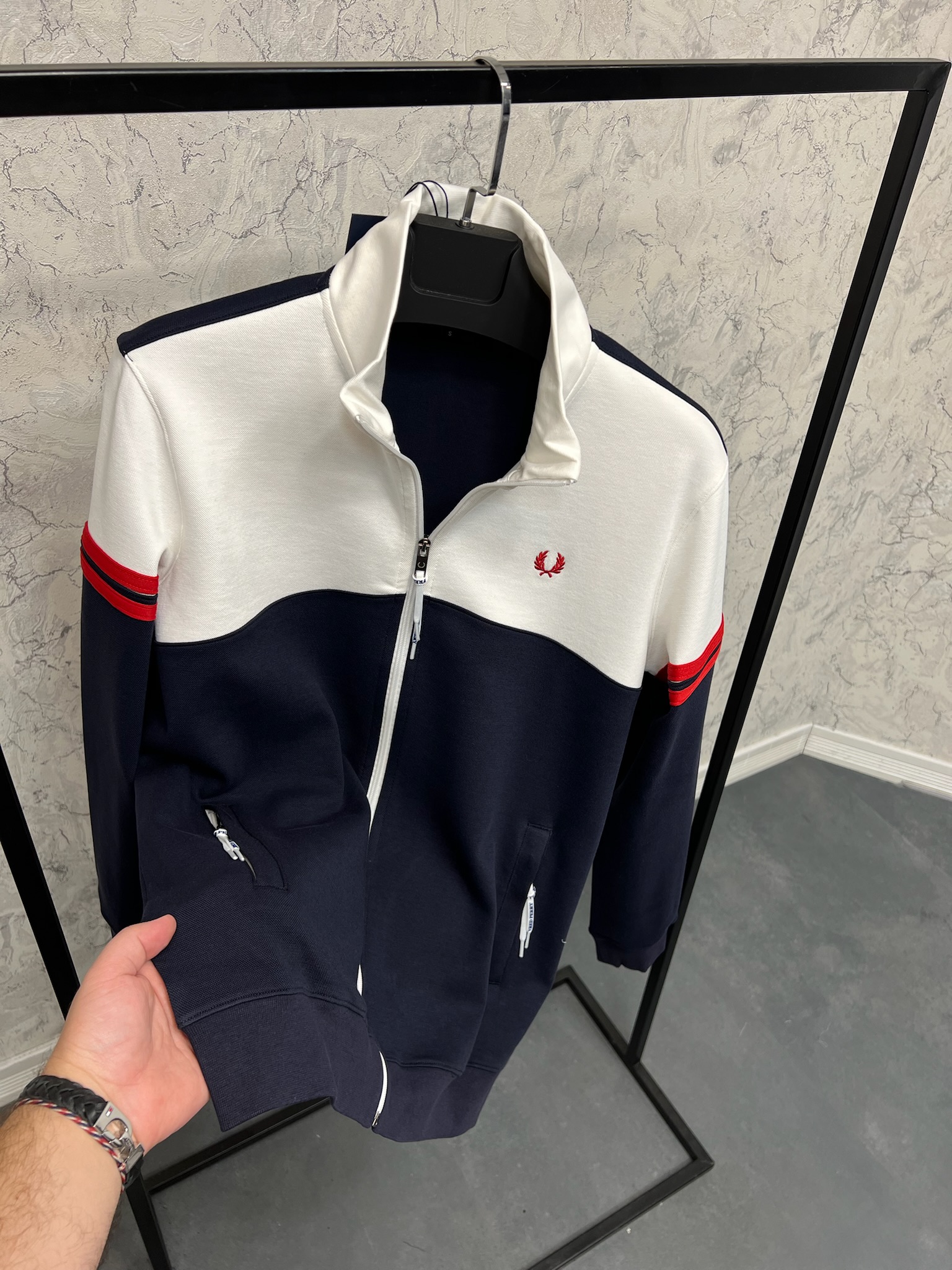 Erkek%20Normal%20%20Fit%20Sweatshirt%203535B