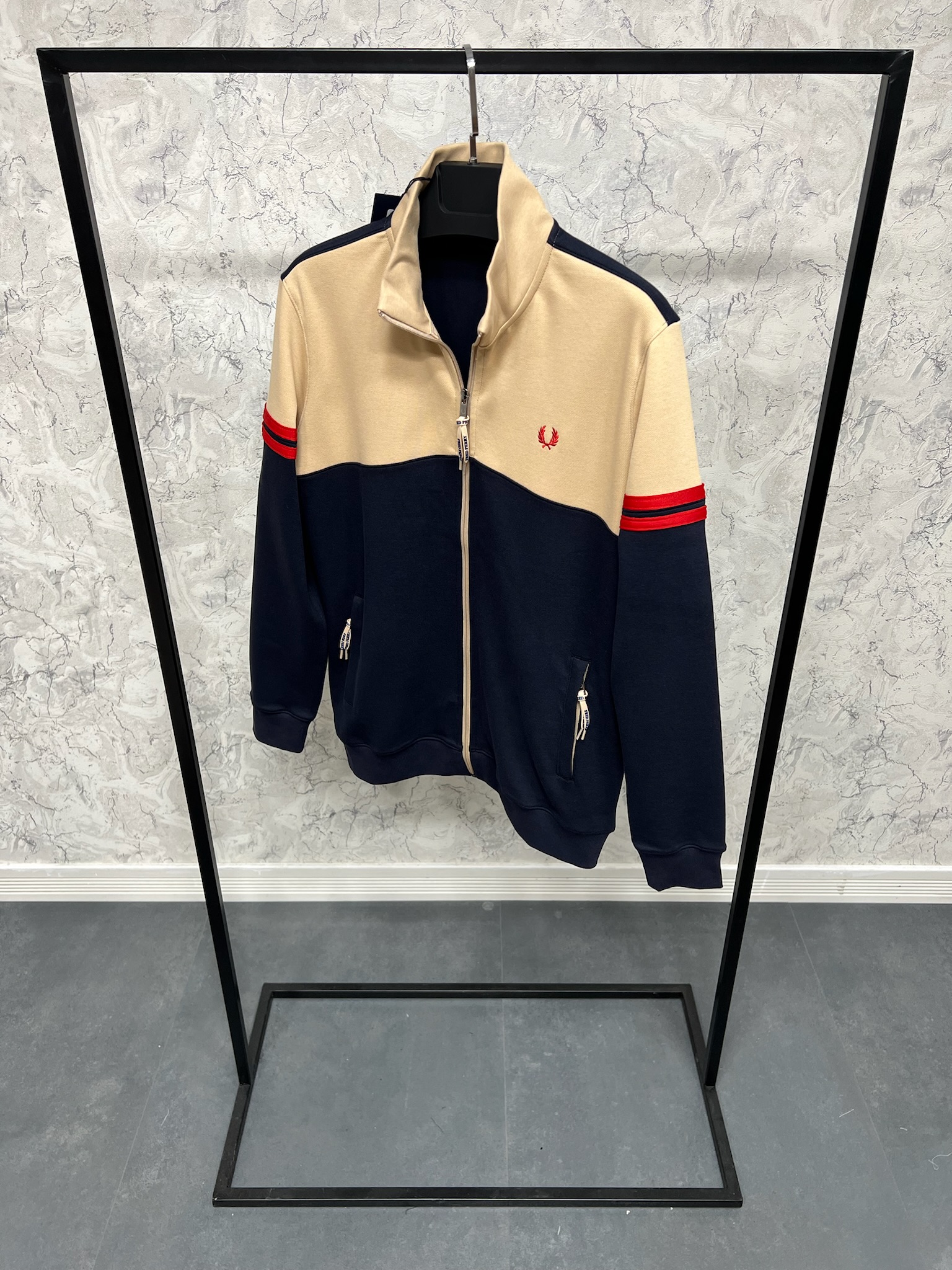 Erkek%20Normal%20%20Fit%20Sweatshirt%203535L