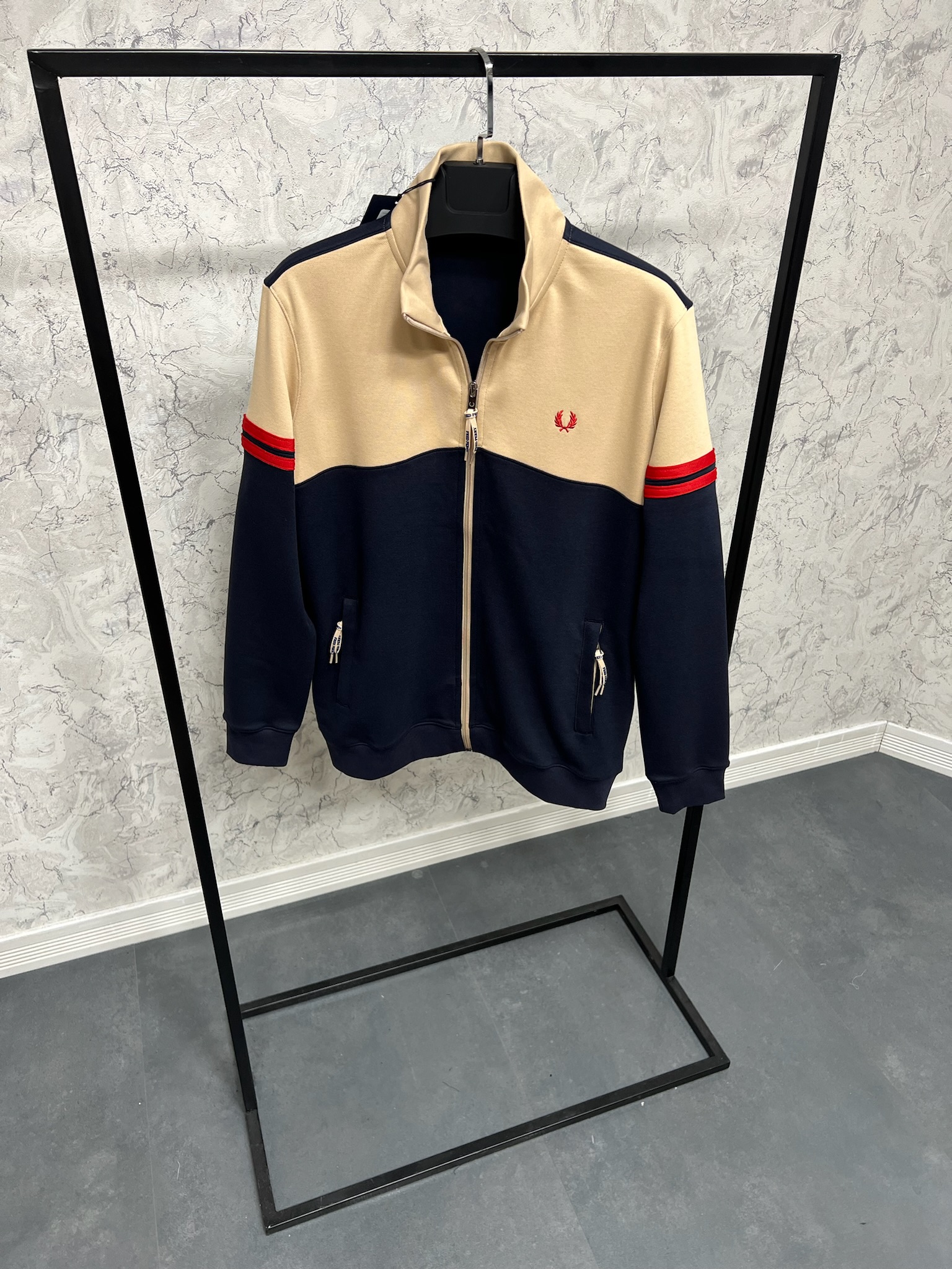 Erkek%20Normal%20%20Fit%20Sweatshirt%203535L