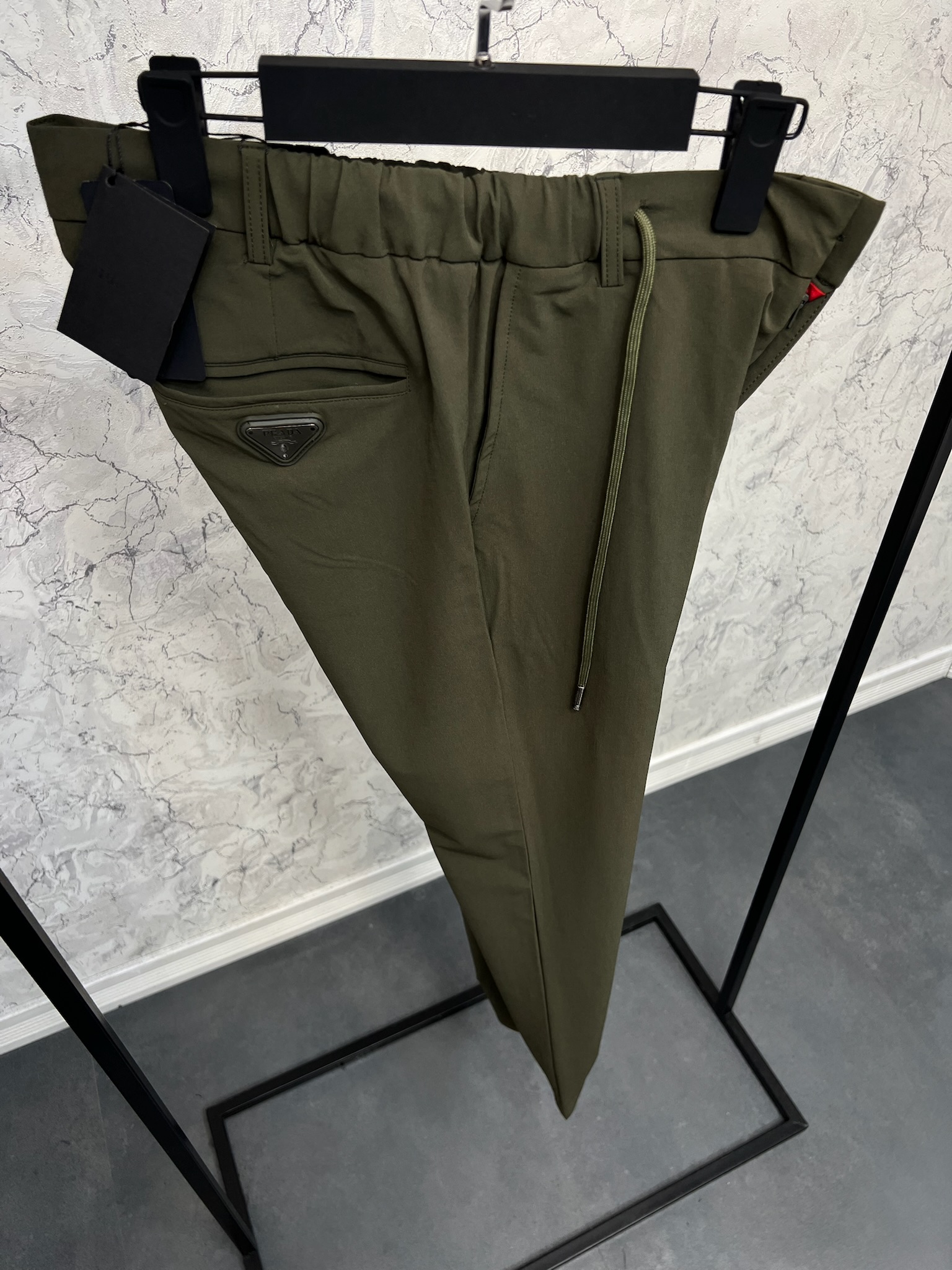 Erkek%20Slim%20Fit%20Pantolon%2024C11Y