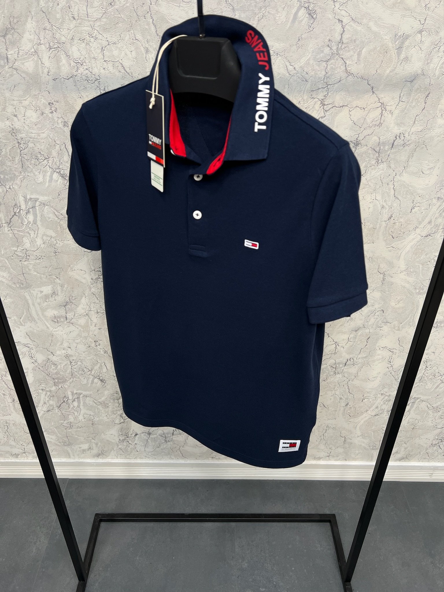Erkek%20Normal%20%20Fit%20Polo%20Yaka%20T-shirt%208054L
