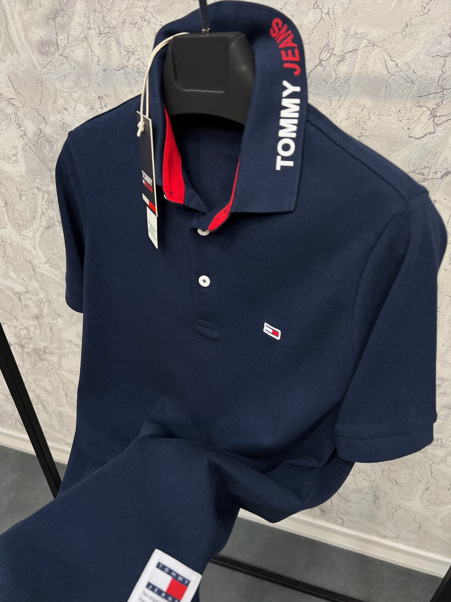 Erkek%20Normal%20%20Fit%20Polo%20Yaka%20T-shirt%208054L