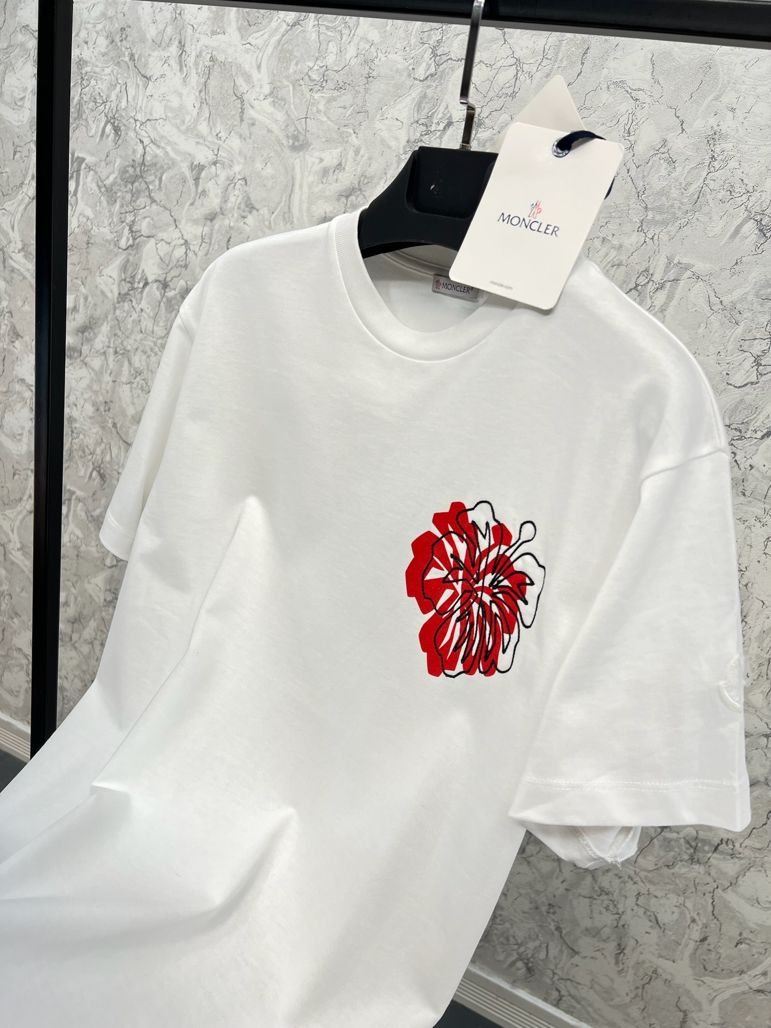 Erkek%20Normal%20%20Fit%20Tshirt%2024T92B