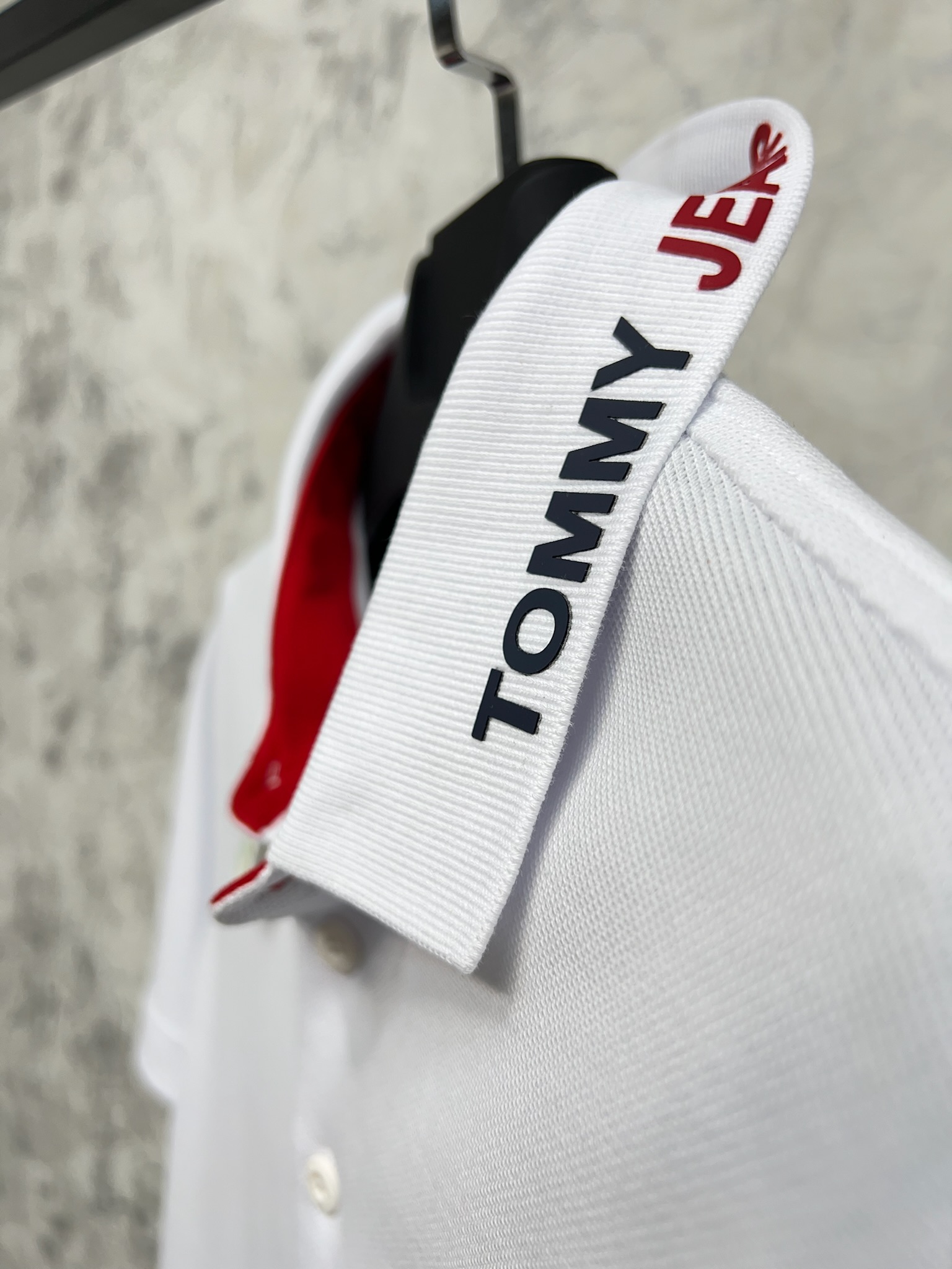 Erkek%20Normal%20%20Fit%20Polo%20Yaka%20T-shirt%208054B