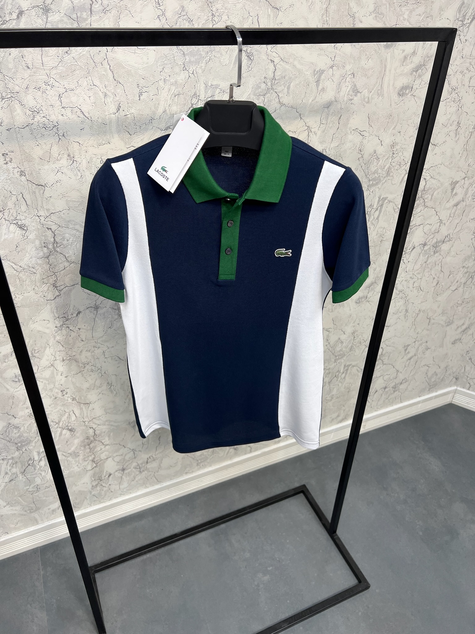 Erkek%20Normal%20%20Fit%20Polo%20Yaka%20T-shirt%208051L