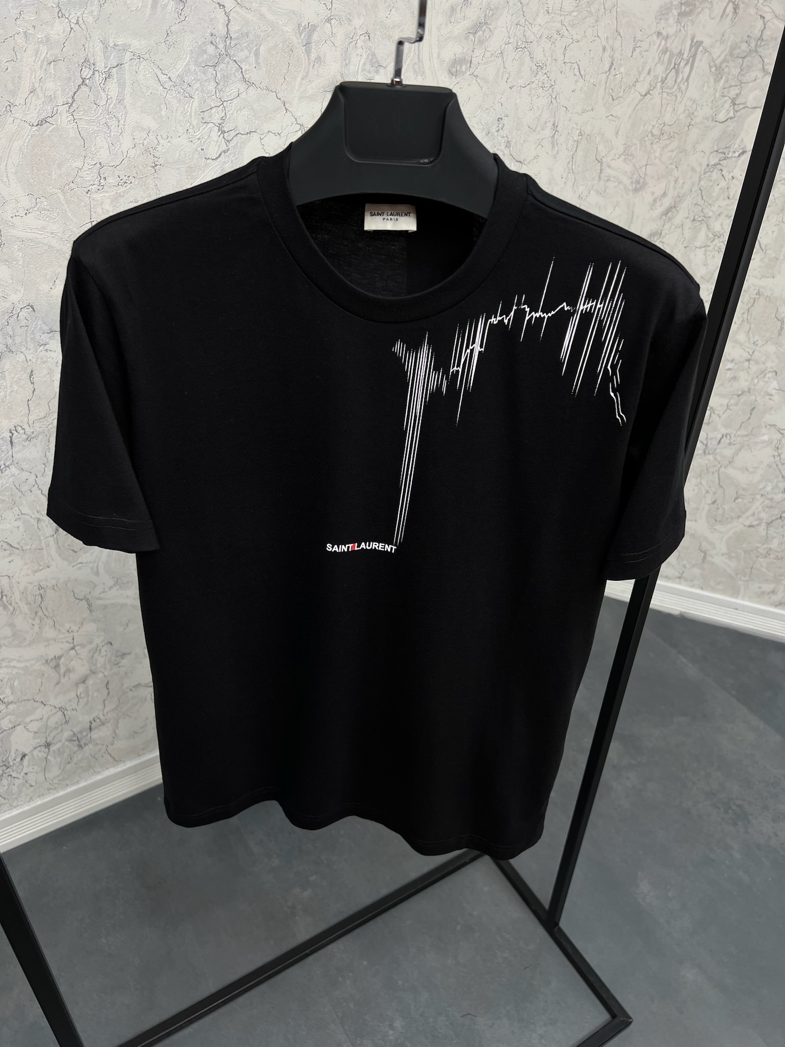 Erkek%20Normal%20%20Fit%20Tshirt%2024T85S
