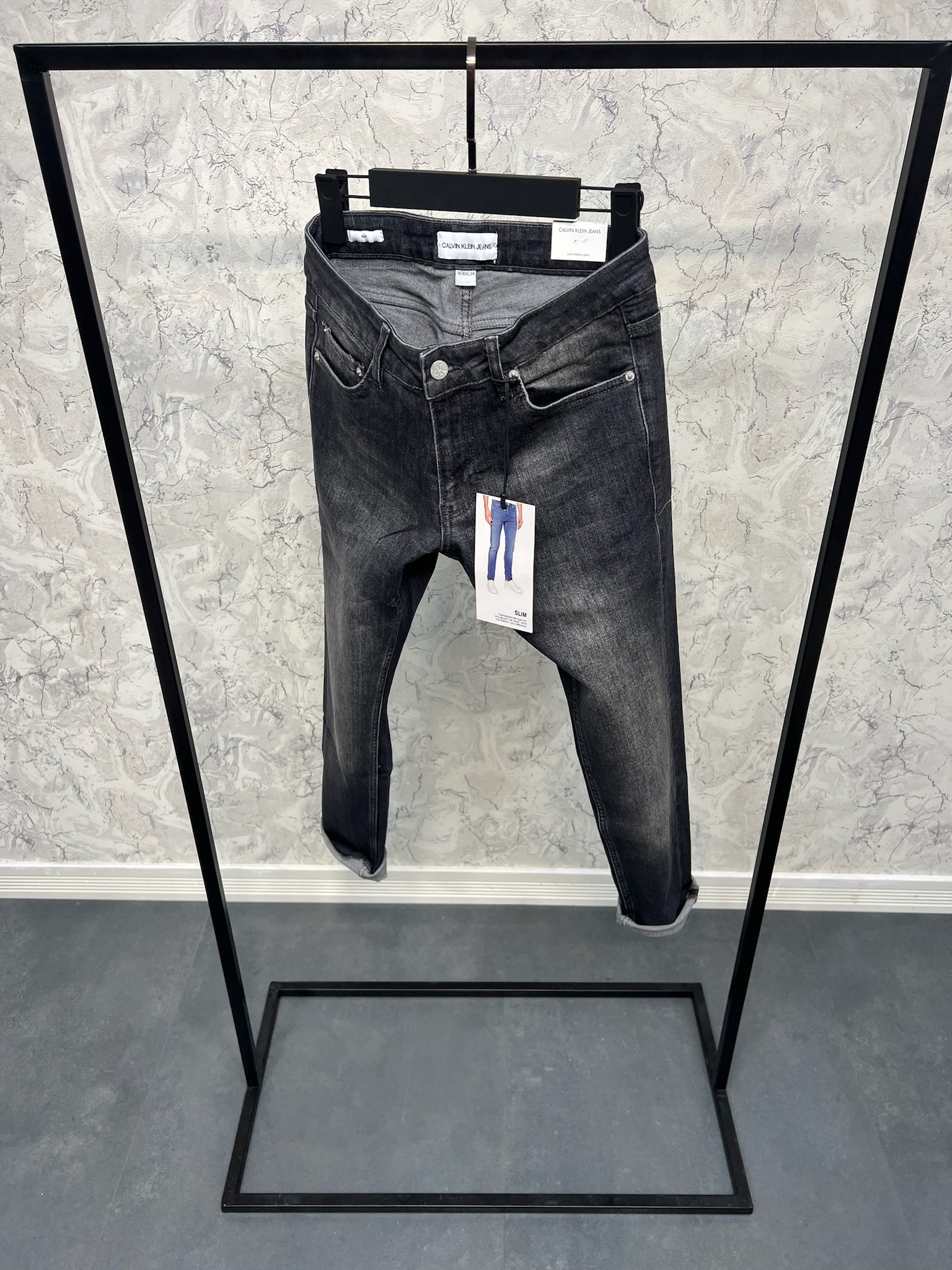 Erkek%20Slim%20Fit%20Kot%20Pantolon%2024C01