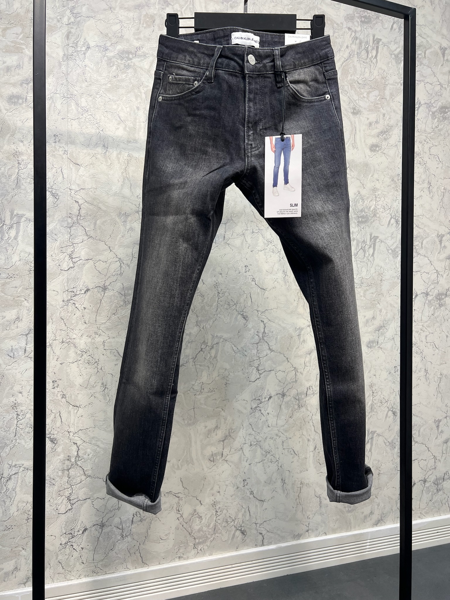 Erkek%20Slim%20Fit%20Kot%20Pantolon%2024C01
