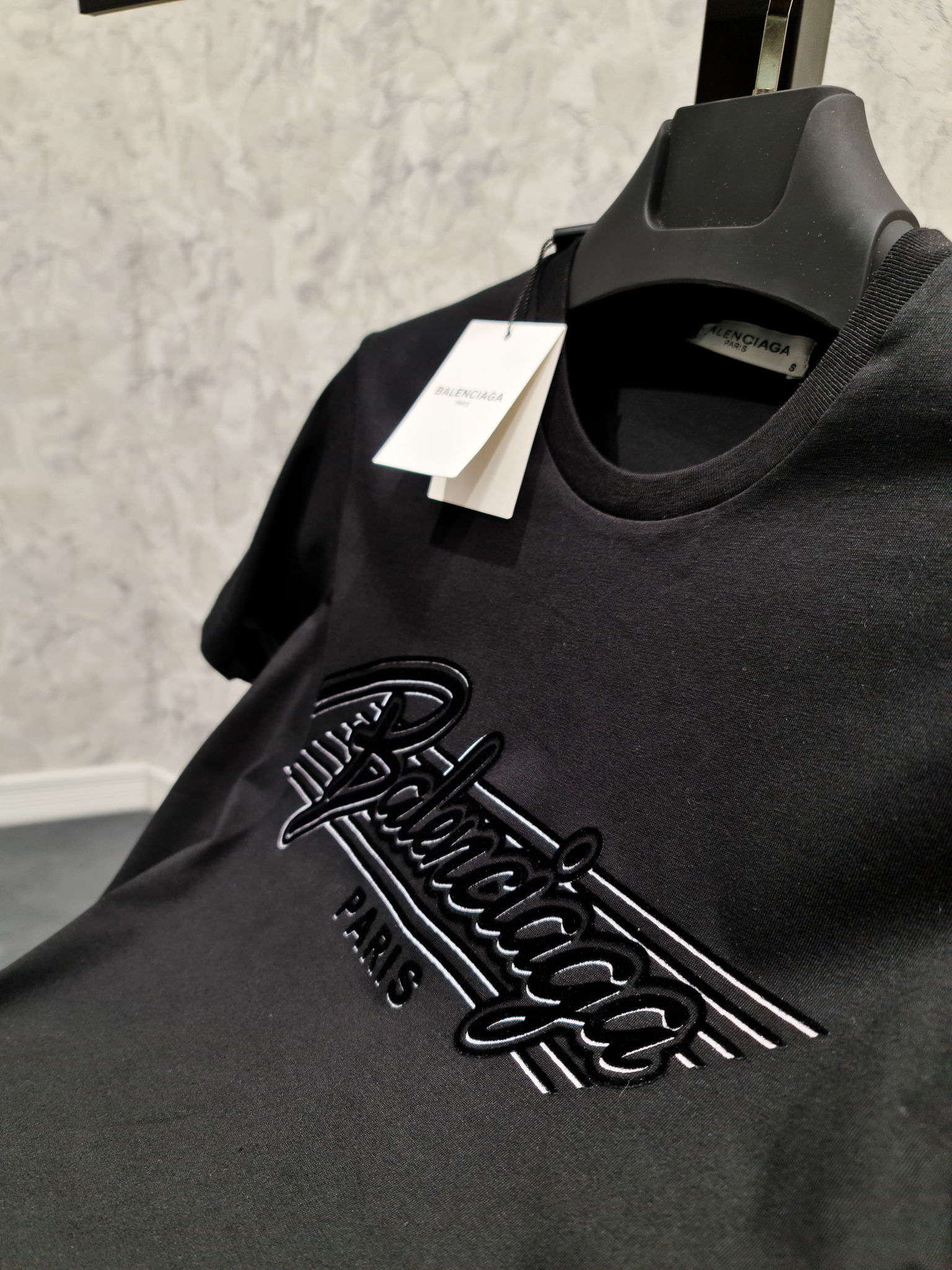 Erkek%20Slim%20Fit%20Siyah%20Tshirt%2021523S
