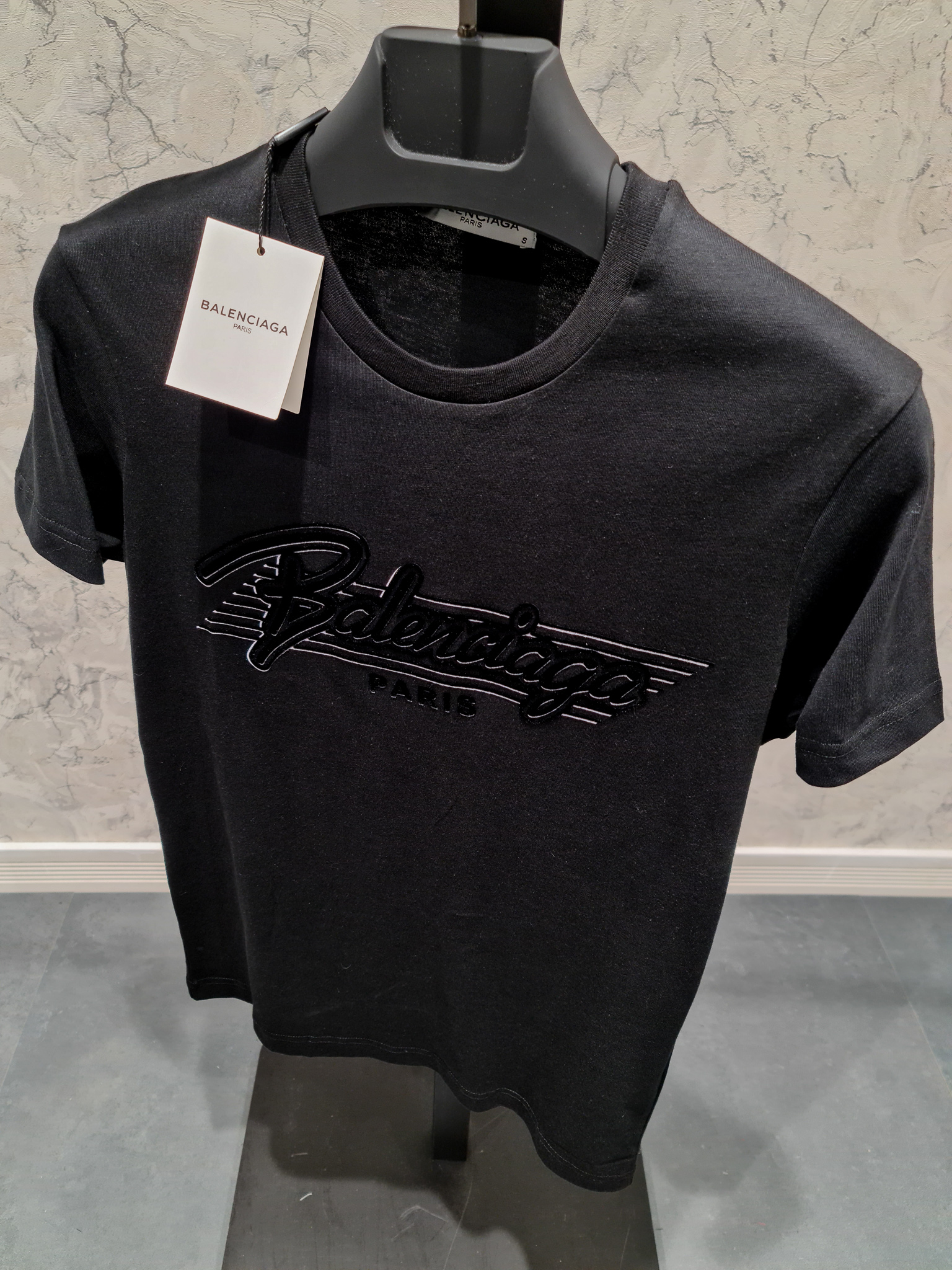 Erkek%20Slim%20Fit%20Siyah%20Tshirt%2021523S
