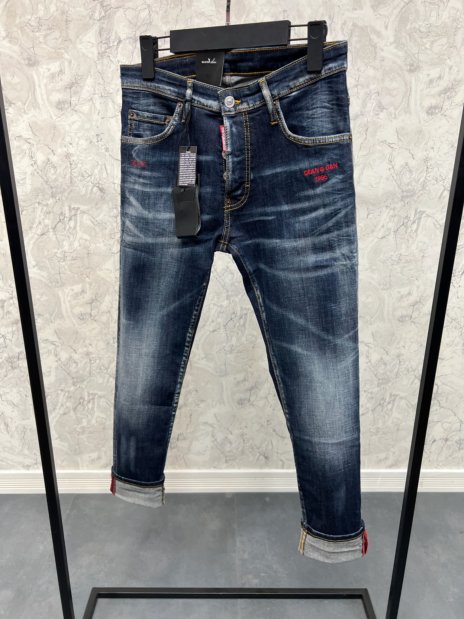 Erkek%20Slim%20Fit%20Pantolon%2025K018