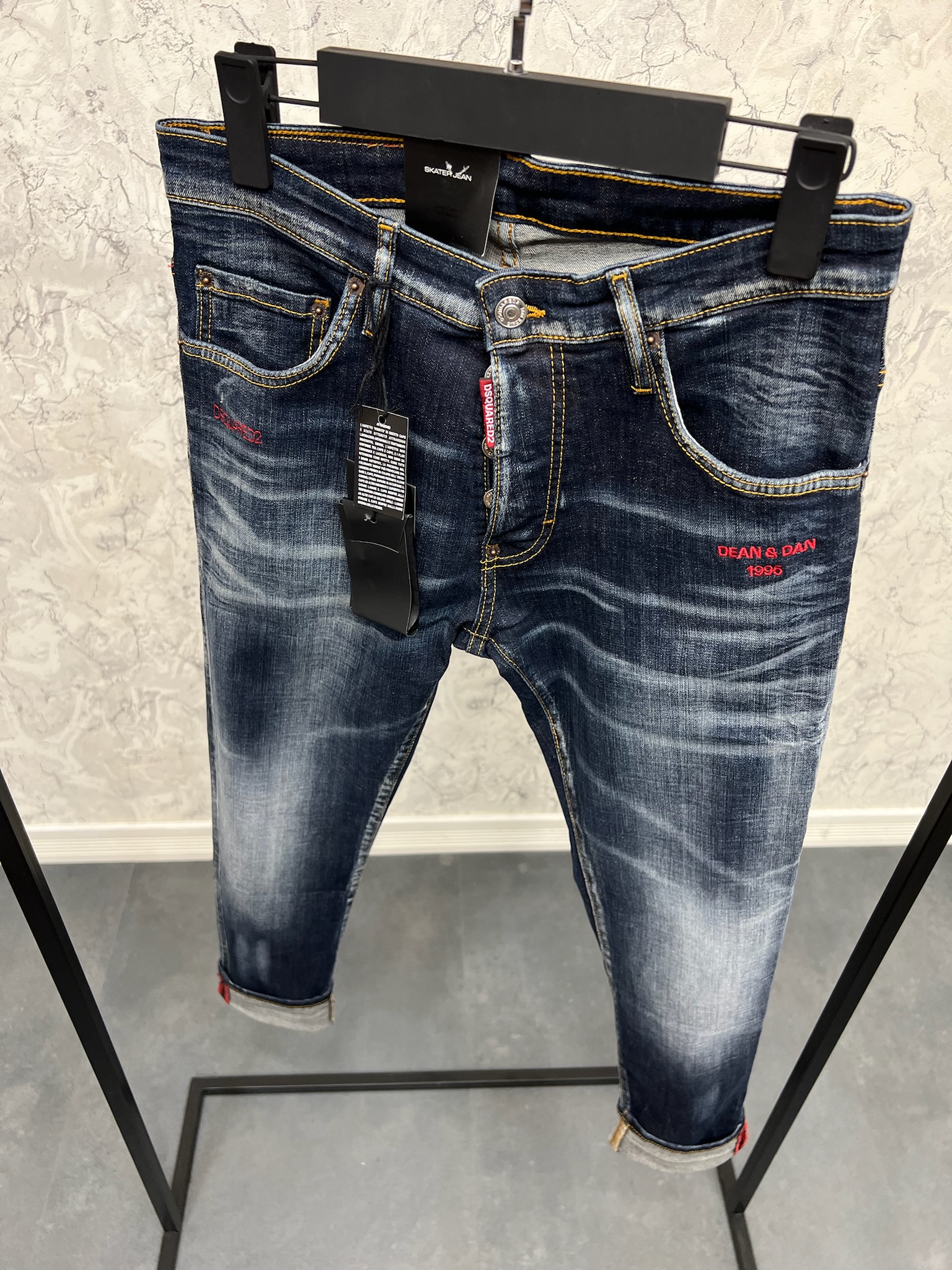 Erkek%20Slim%20Fit%20Pantolon%2025K018