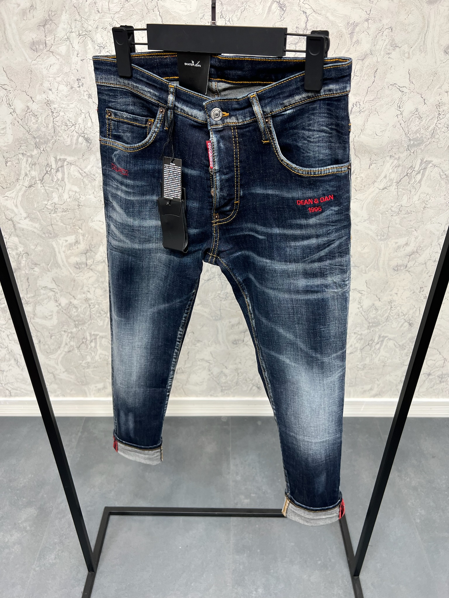 Erkek%20Slim%20Fit%20Pantolon%2025K018