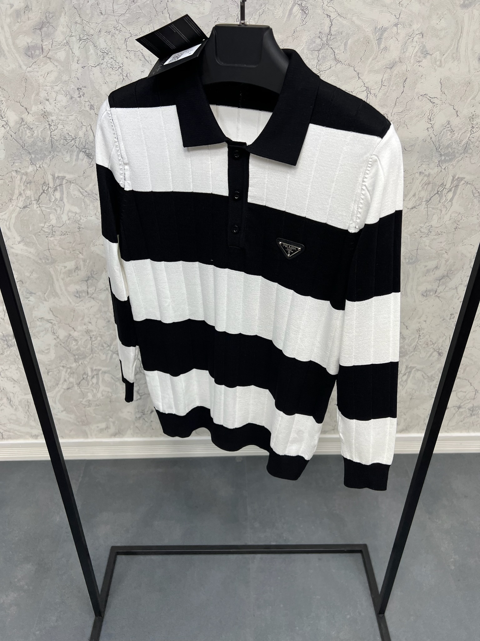 Erkek%20Slim%20Fit%20Polo%20Yaka%2025K019S
