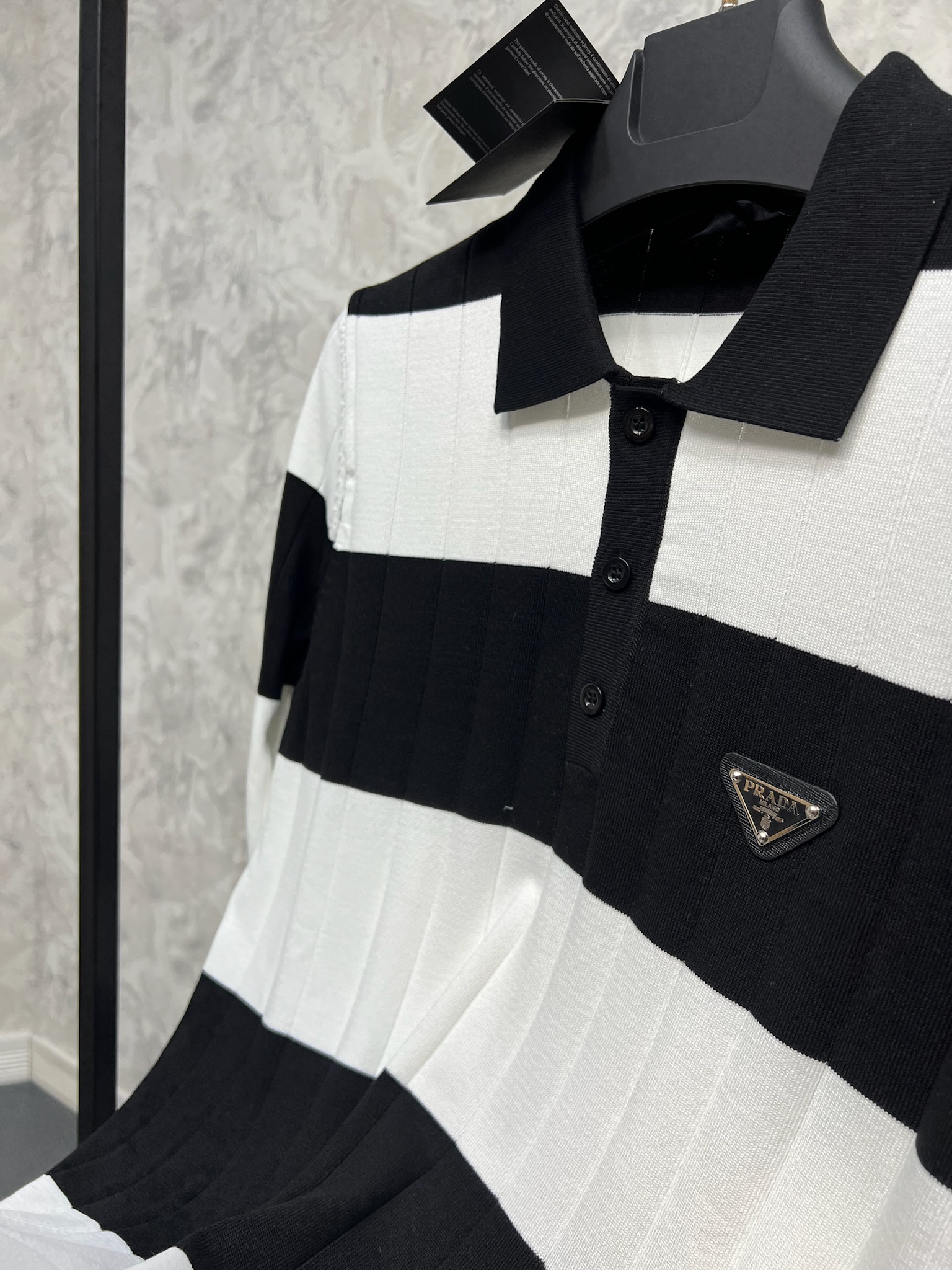 Erkek%20Slim%20Fit%20Polo%20Yaka%2025K019S