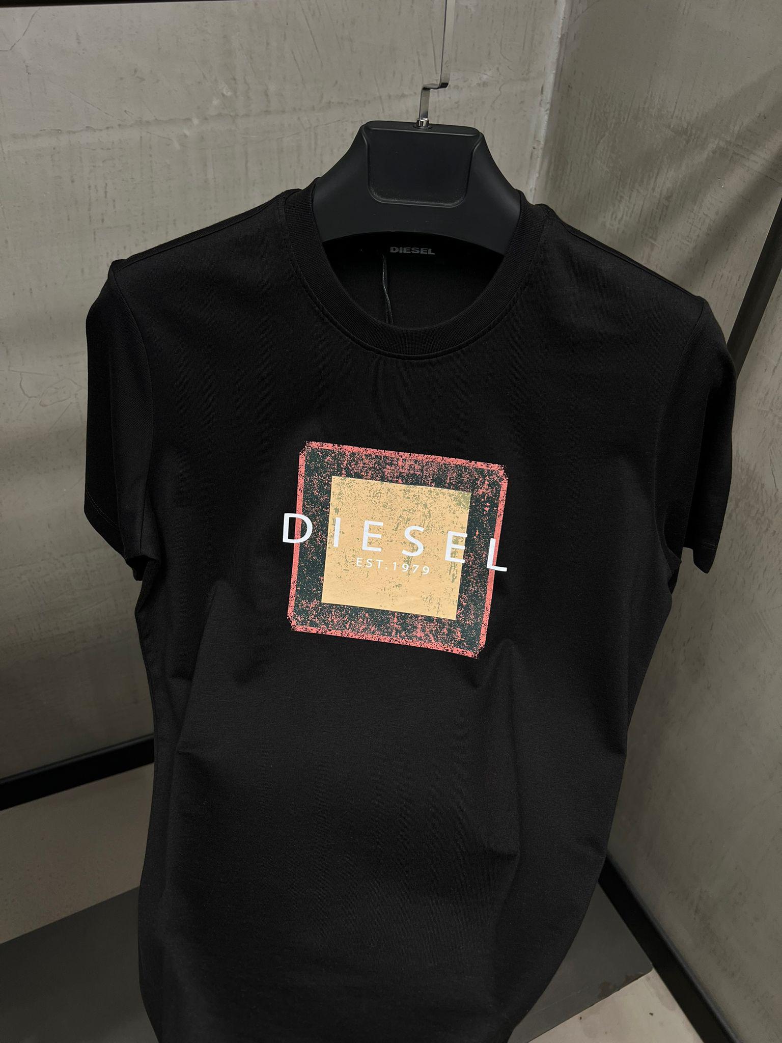 Erkek%20Slim%20Fit%20Tshirt%206111S