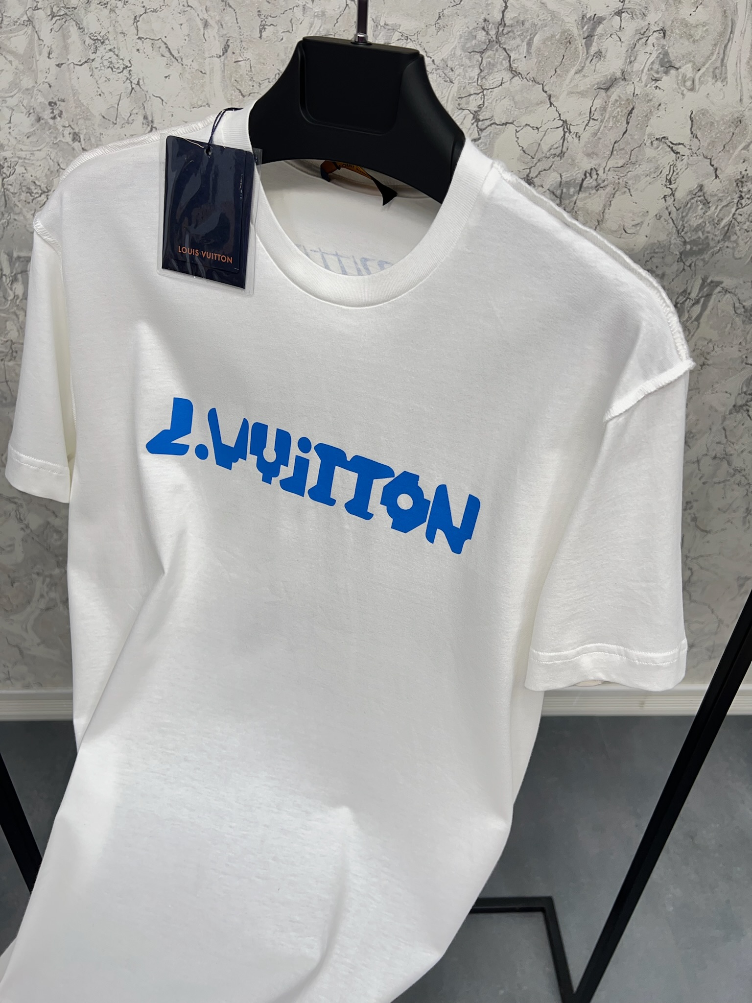 Erkek%20Normal%20%20Fit%20Tshirt%2024T88B