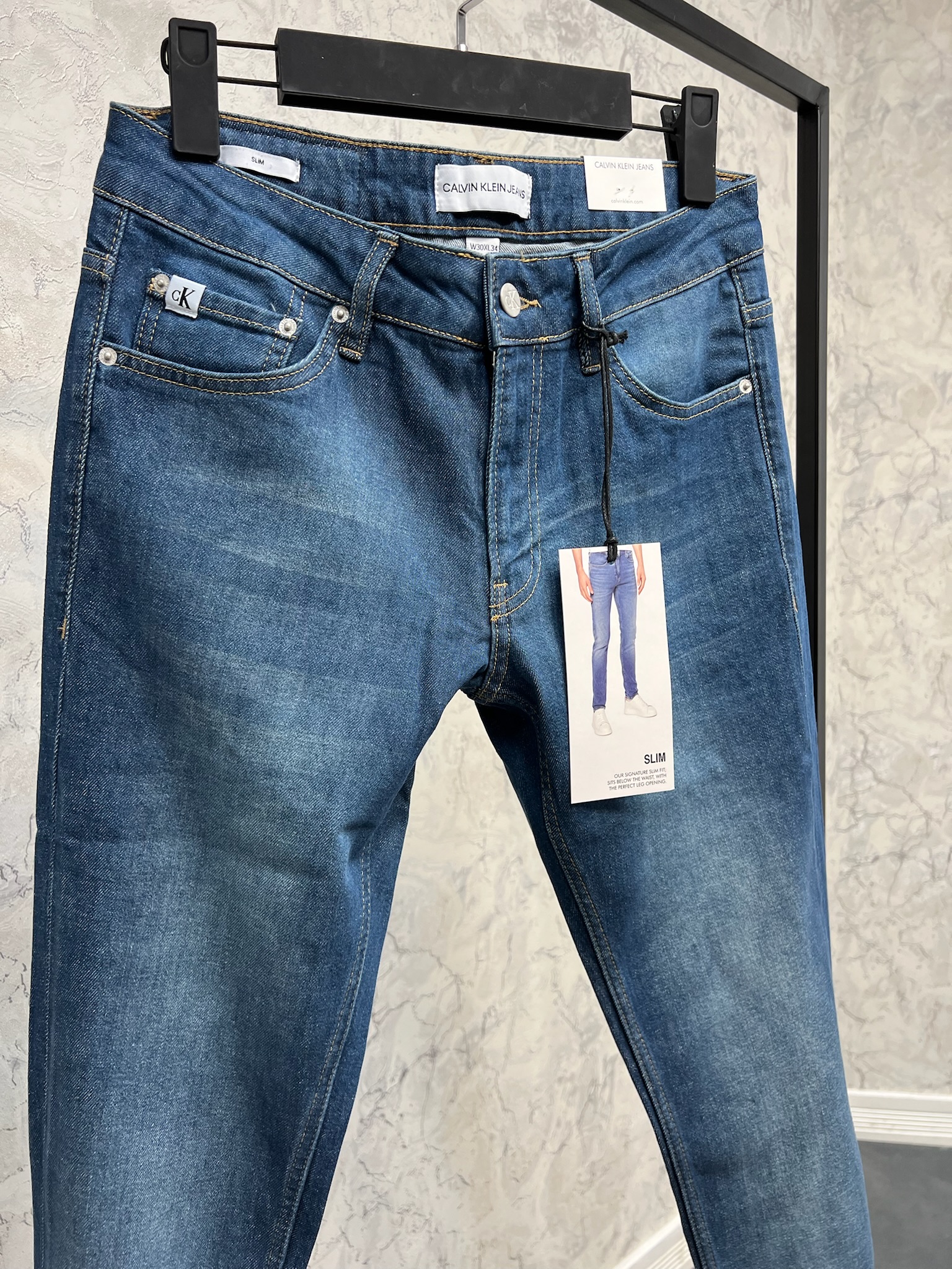 Erkek%20Slim%20Fit%20Kot%20Pantolon%2024C02