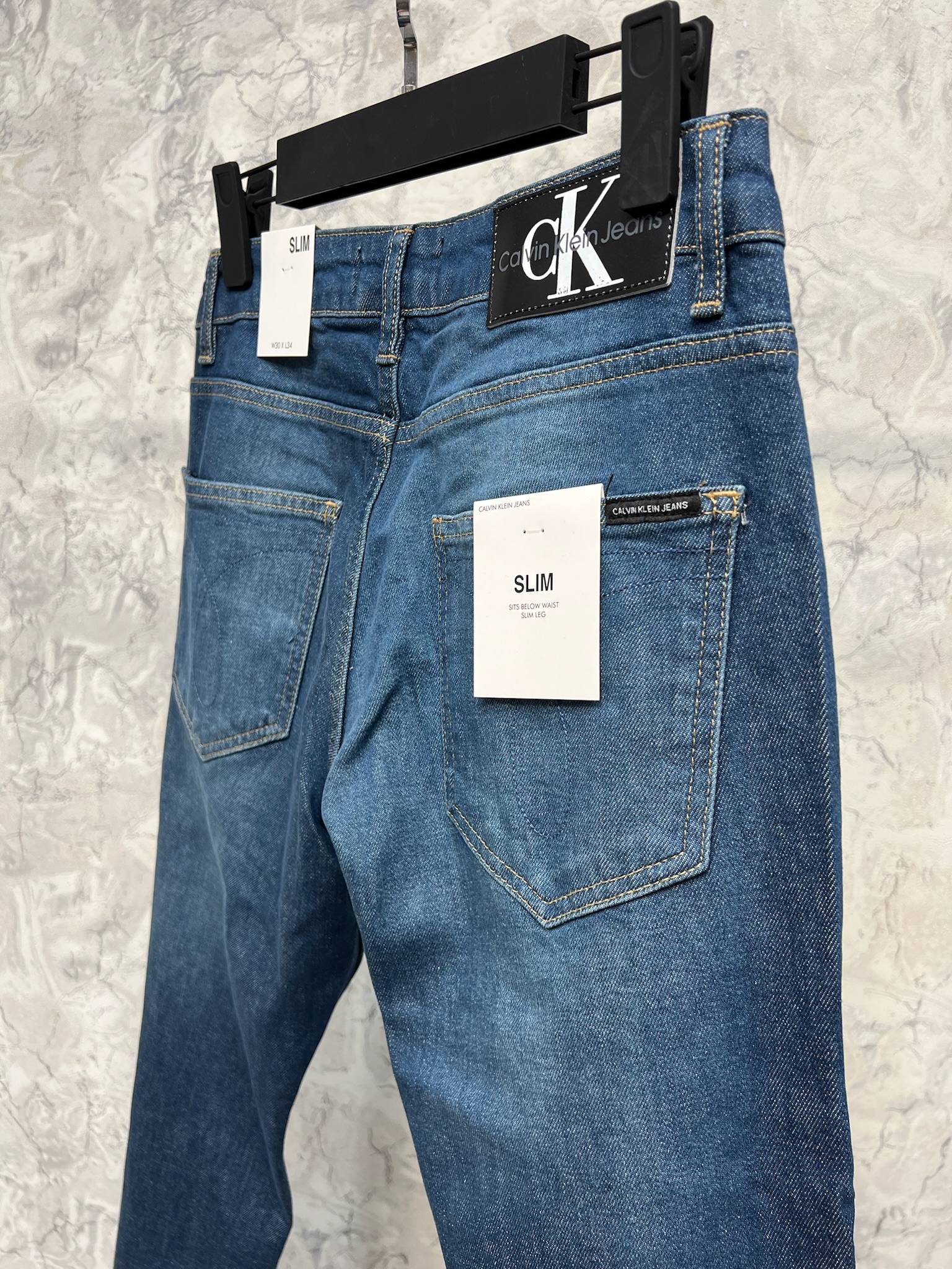 Erkek%20Slim%20Fit%20Kot%20Pantolon%2024C02