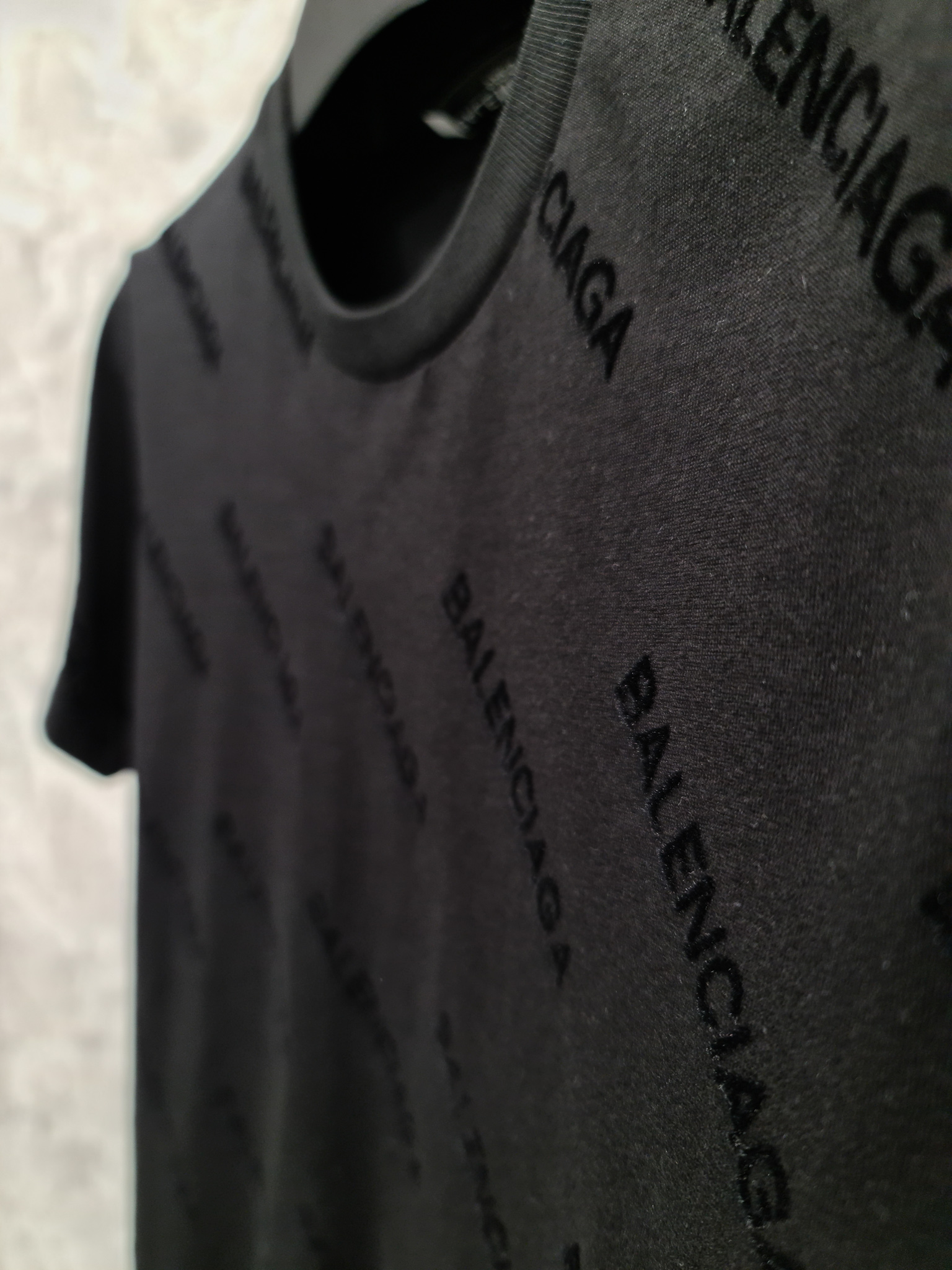 Erkek%20Slim%20Fit%20Siyah%20Tshirt%2022012S
