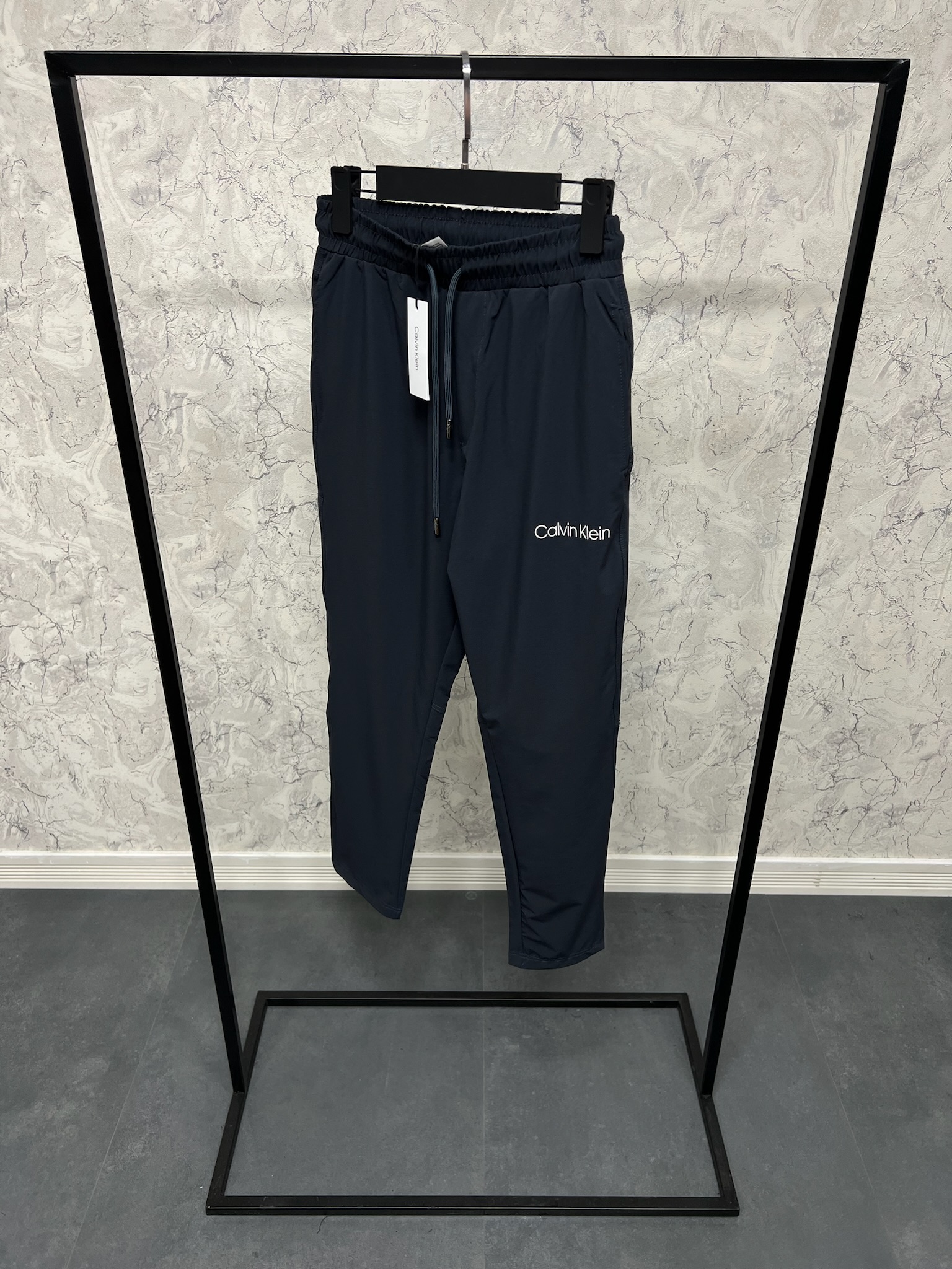 Erkek%20Slim%20Fit%20Pantolon%2025K026A
