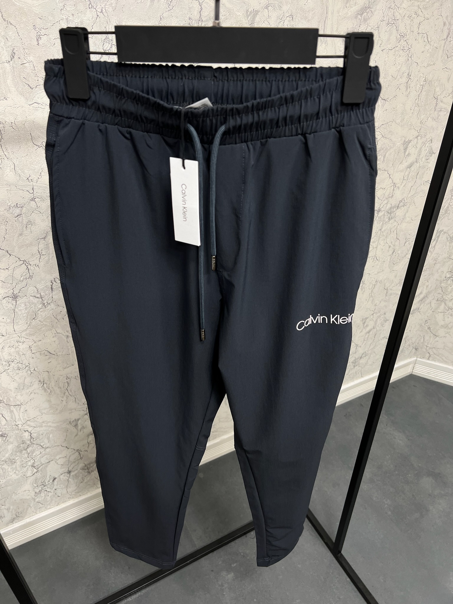 Erkek%20Slim%20Fit%20Pantolon%2025K026A