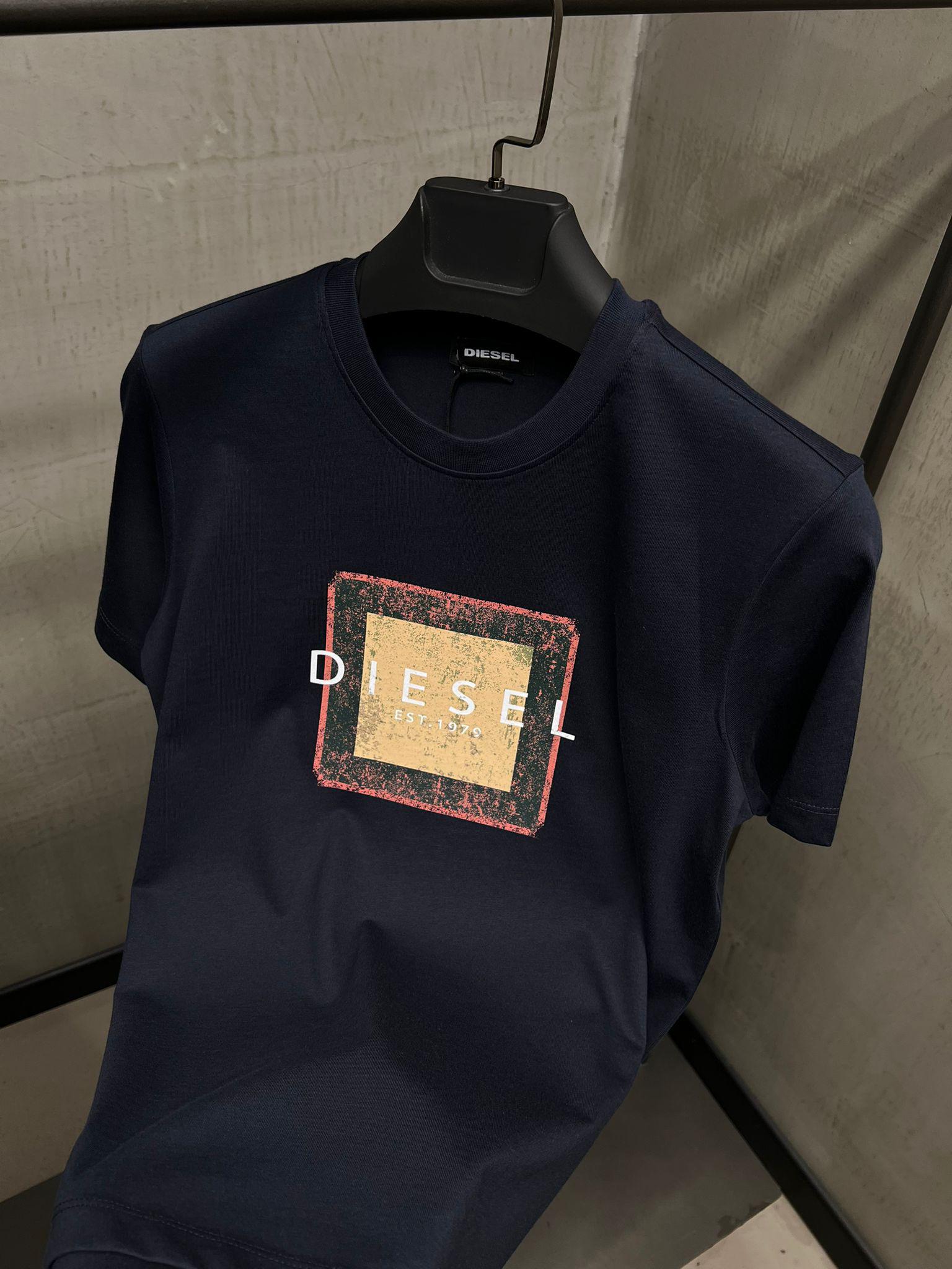 Erkek%20Slim%20Fit%20Tshirt%206111L