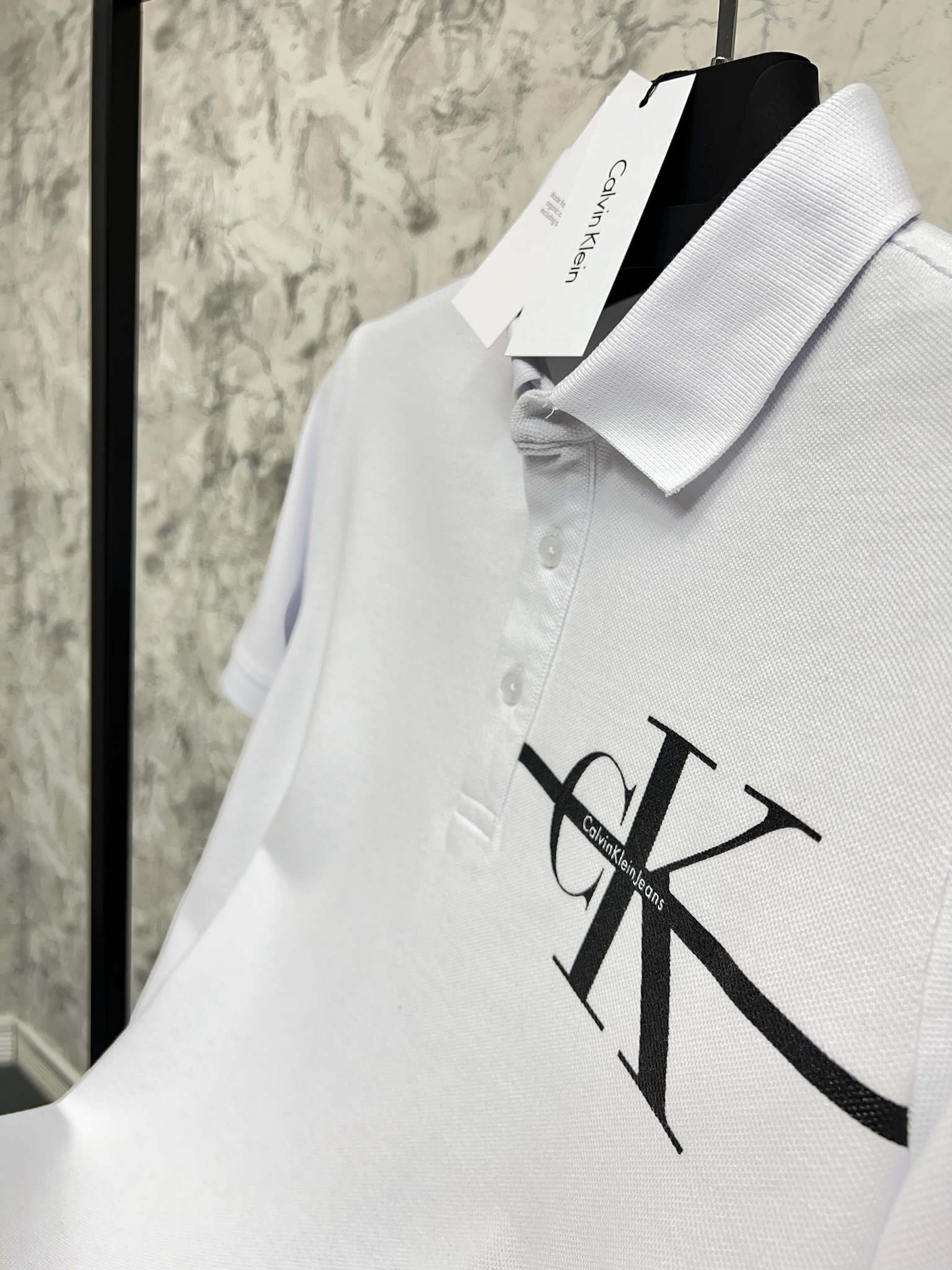 Erkek%20Normal%20%20Fit%20Polo%20Yaka%20T-shirt%208060B