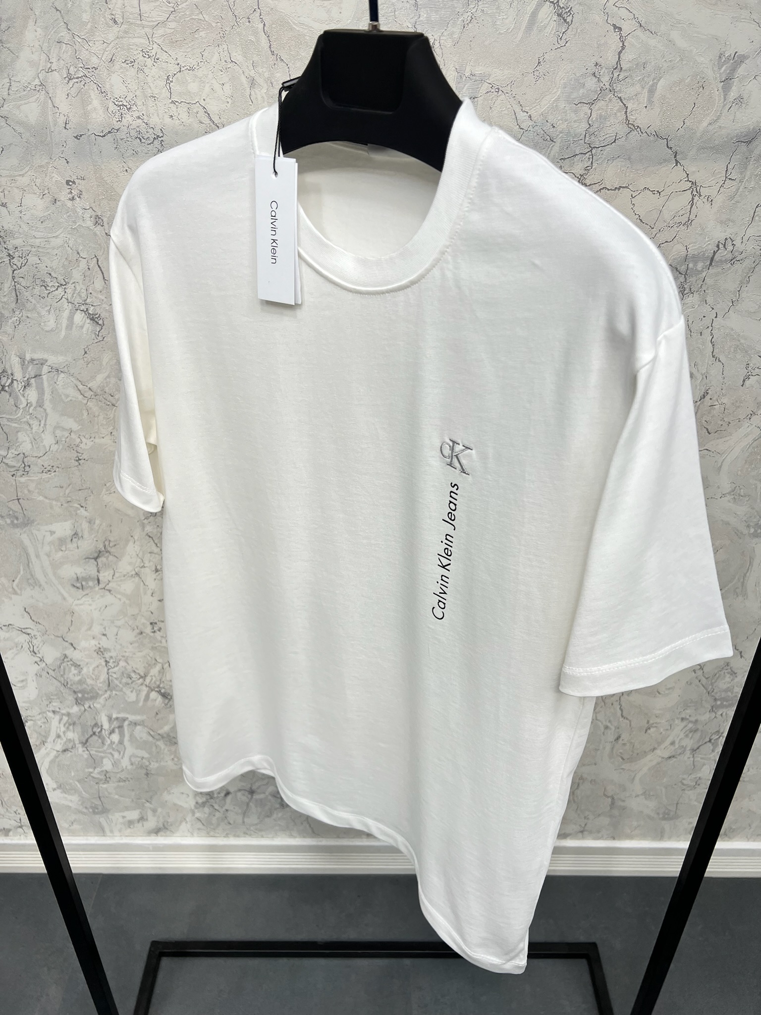 Erkek%20Normal%20Fit%20Tshirt%2024T35B