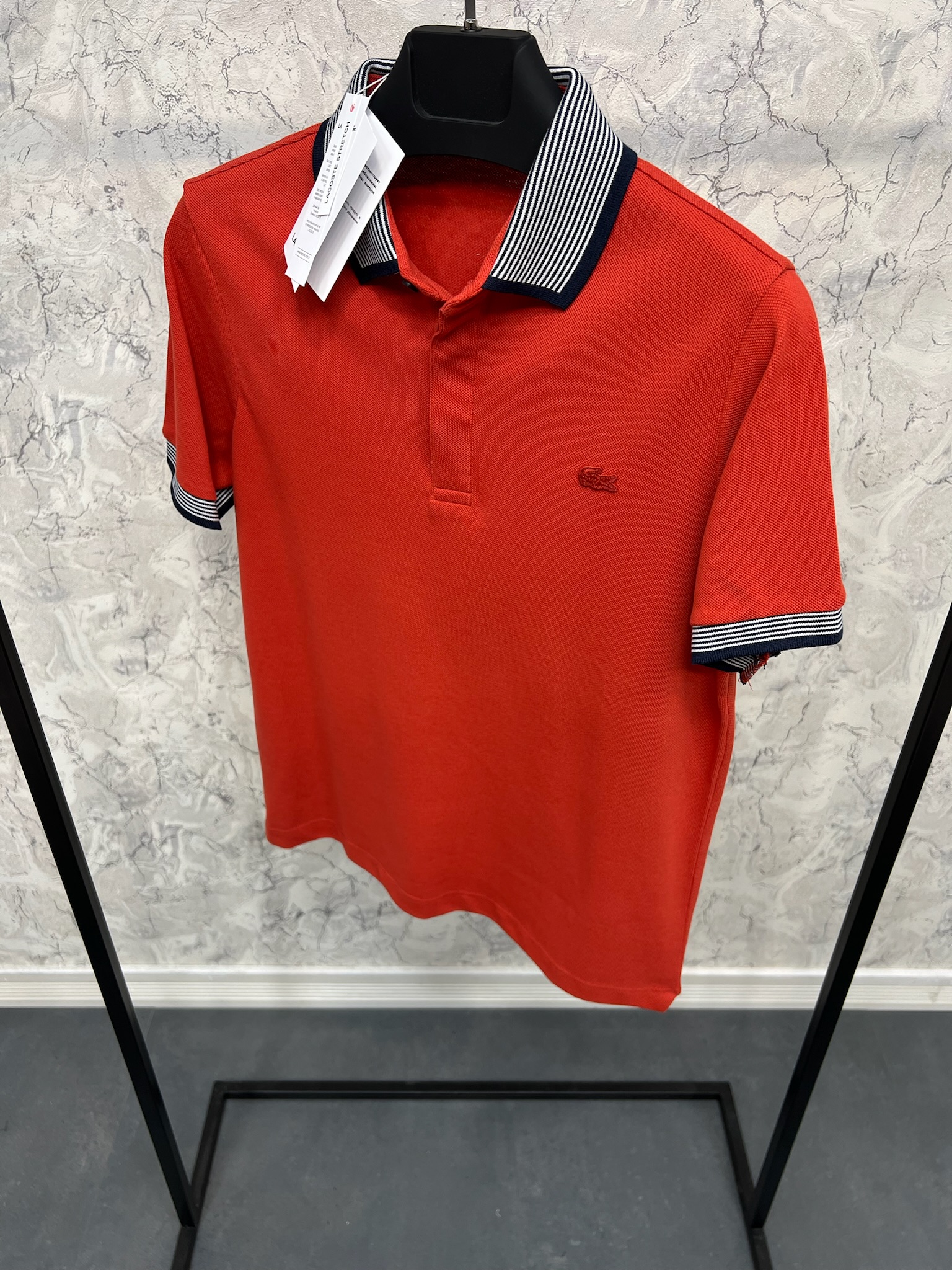 Erkek%20Normal%20%20Fit%20Polo%20Yaka%20T-shirt%208047M