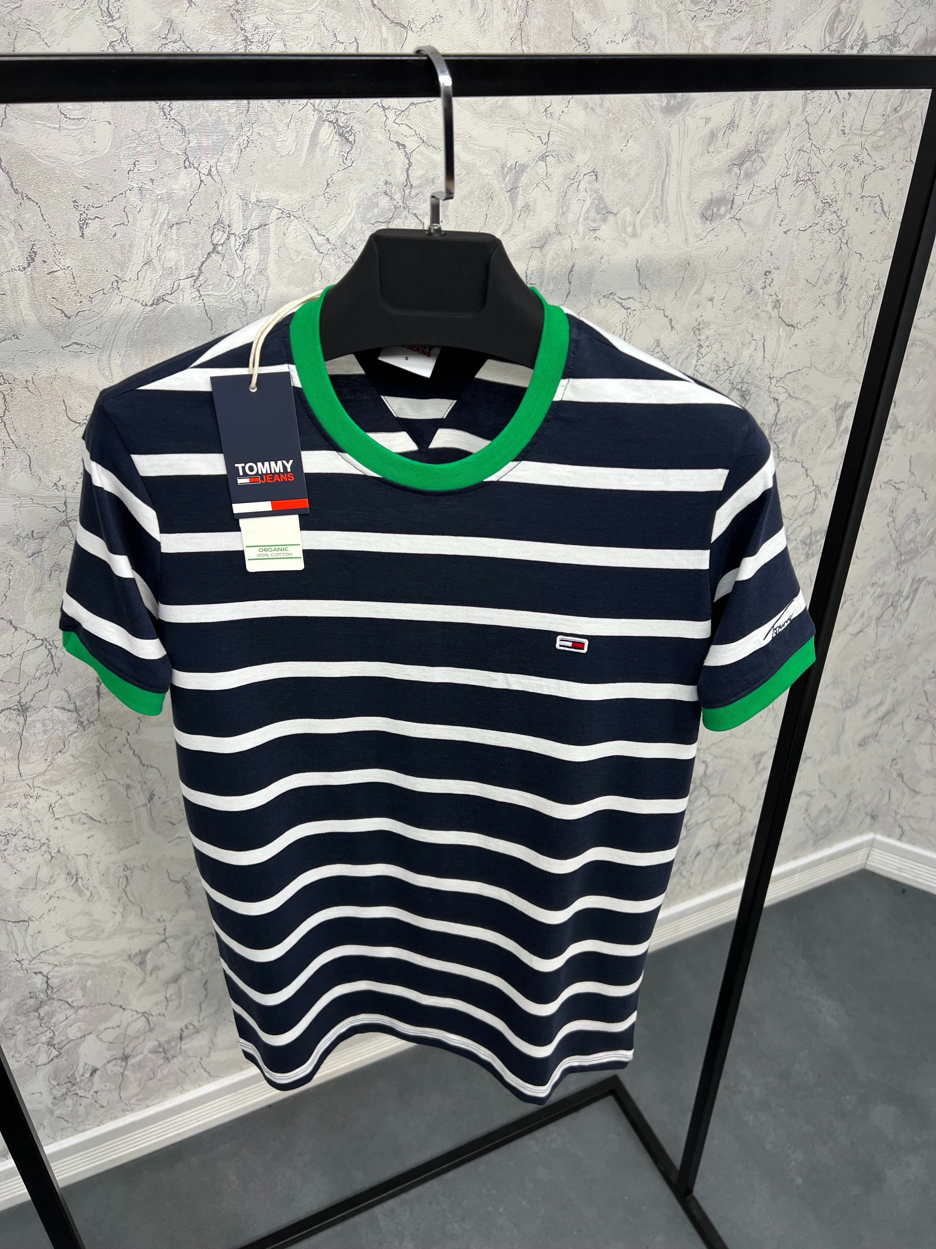 Erkek%20Slim%20Fit%20Tshirt%205820L
