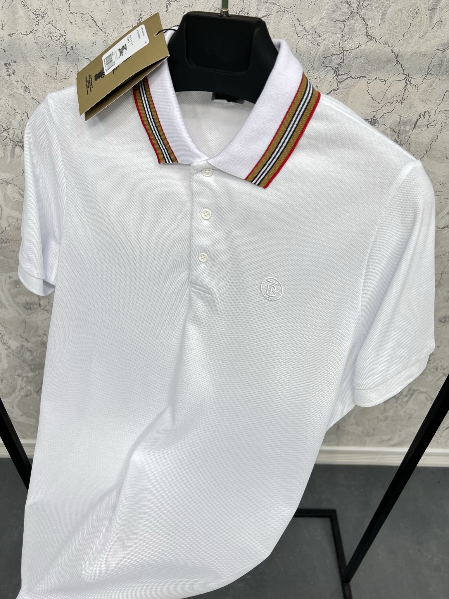 Erkek%20Normal%20%20%20%20Fit%20%20Beyaz%20%20Polo%20Yaka%20T-shirt%208008%20B