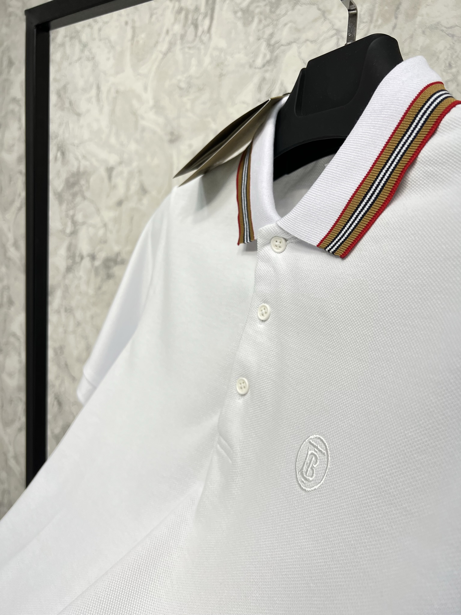 Erkek%20Normal%20%20%20%20Fit%20%20Beyaz%20%20Polo%20Yaka%20T-shirt%208008%20B