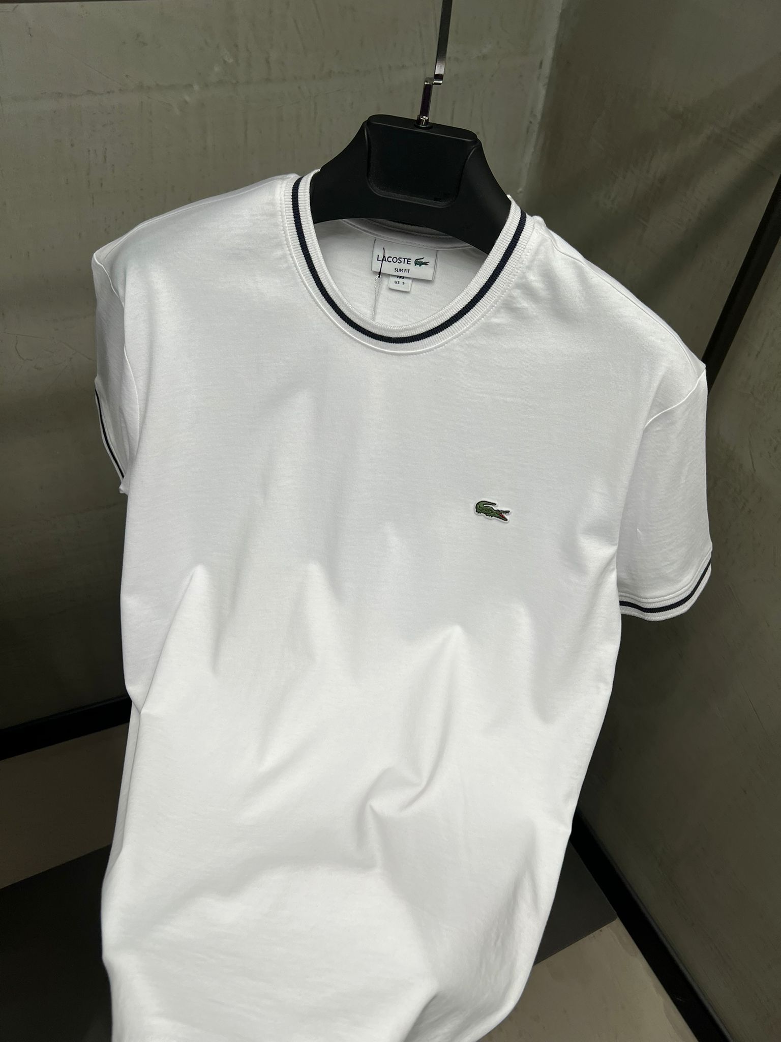 Erkek%20Slim%20Fit%20Tshirt%206146B