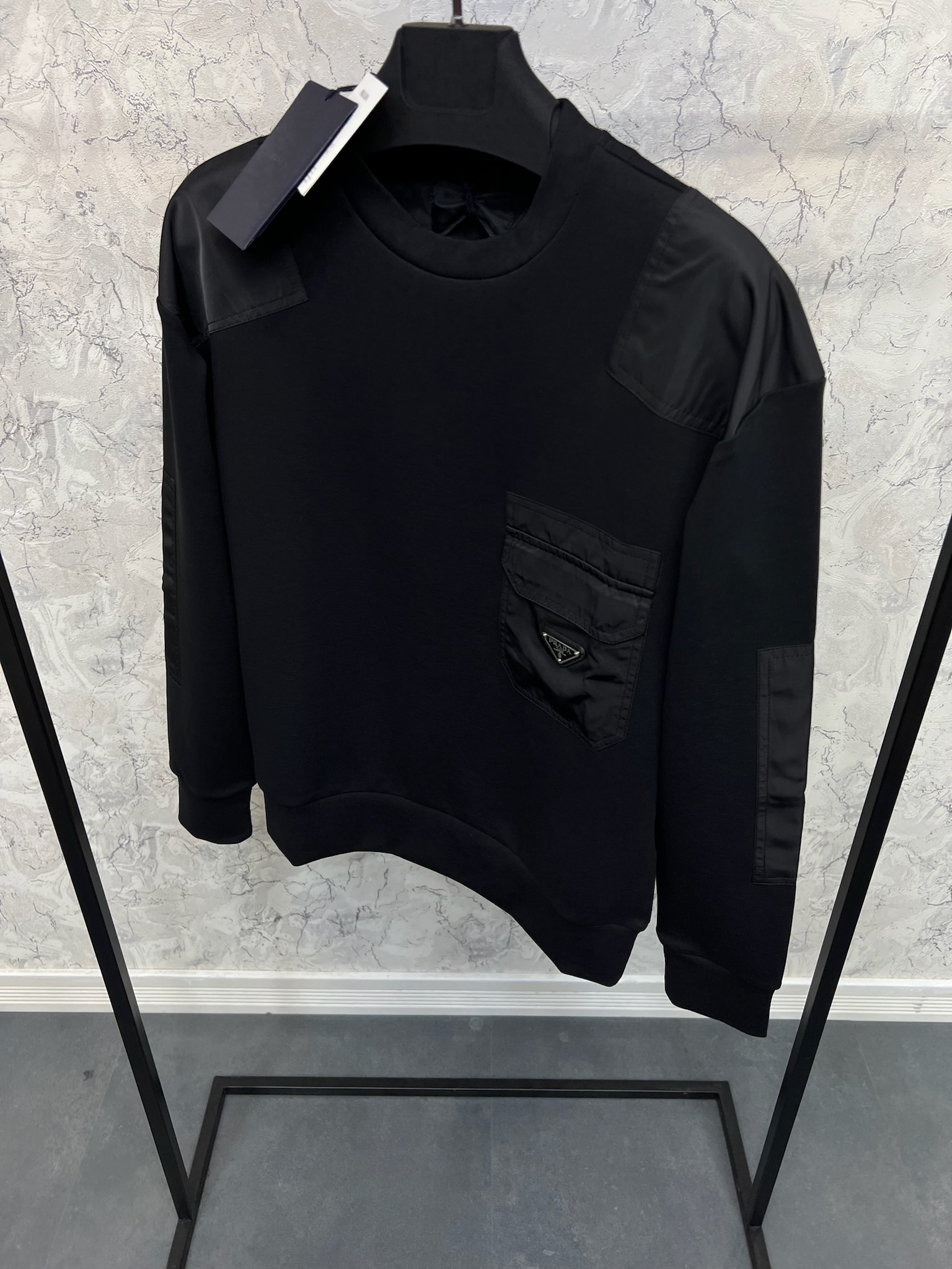 Erkek%20Normal%20%20Fit%20Sweatshirt%2025K048S