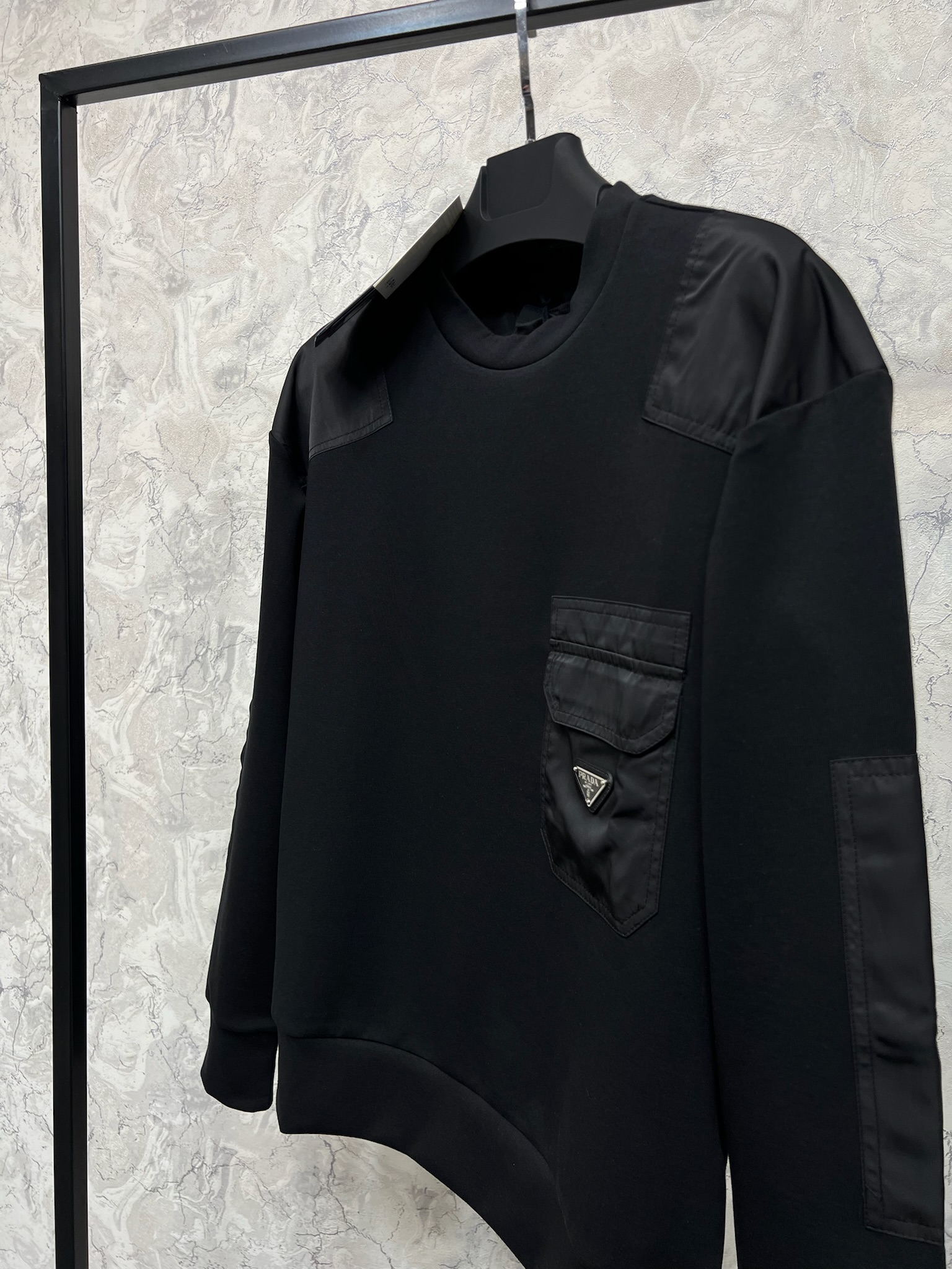 Erkek%20Normal%20%20Fit%20Sweatshirt%2025K048S