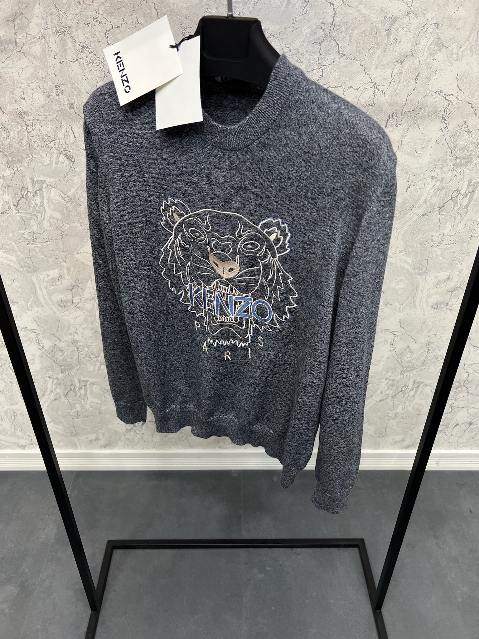 Erkek%20Slim%20Fit%20%20Triko%2025K027G
