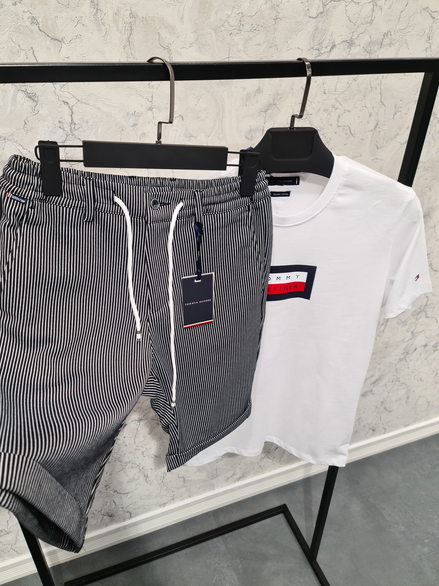 Erkek%20Slim%20%20Fit%20%20Likralı%20Siyah%20%20%20Bermuda%20%20Şort%20%201128S